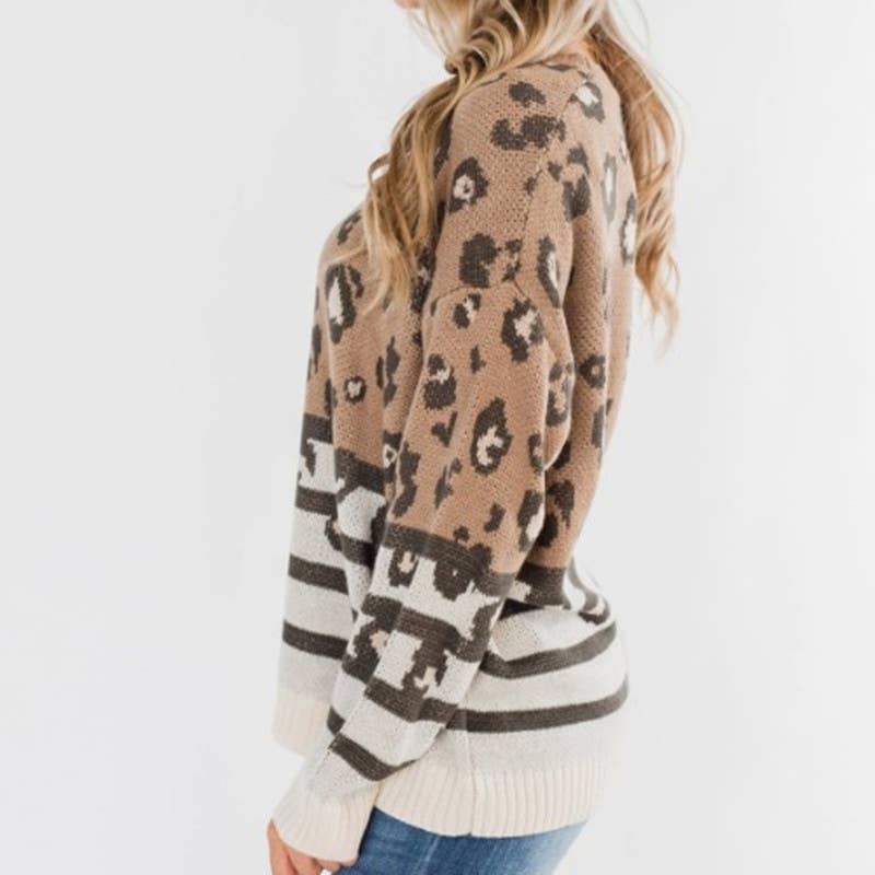 LEOPARD PRINT JACQUARD CREW-NECK PULLOVER SWEATER