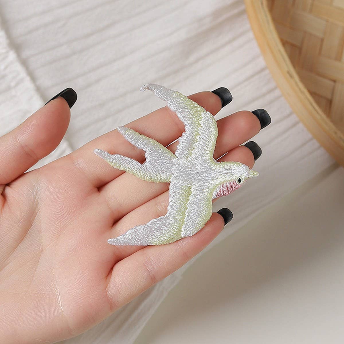 3D Dragonfly Swallow Embroidered Patch for Repair_CWMM5928