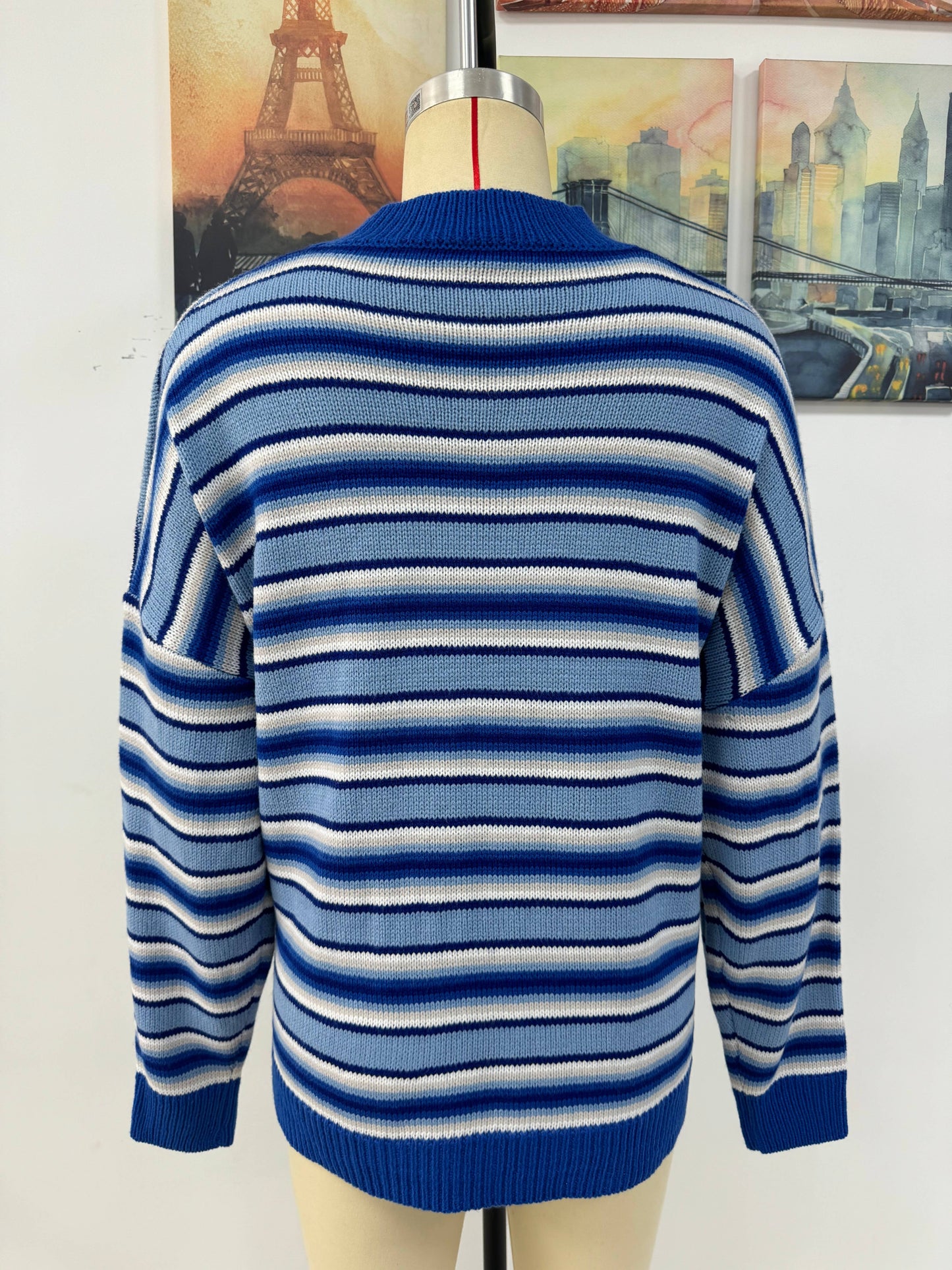 STRIPED KNIT CREWNECK PULLOVER SWEATER