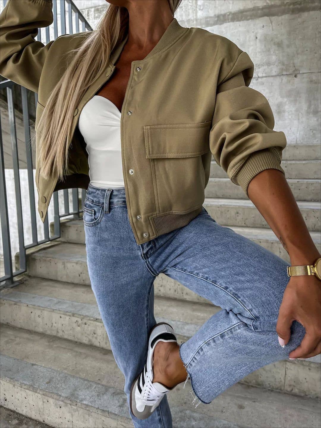 AUTUMN AND WINTER JACKET WITH STAND-UP COLLAR