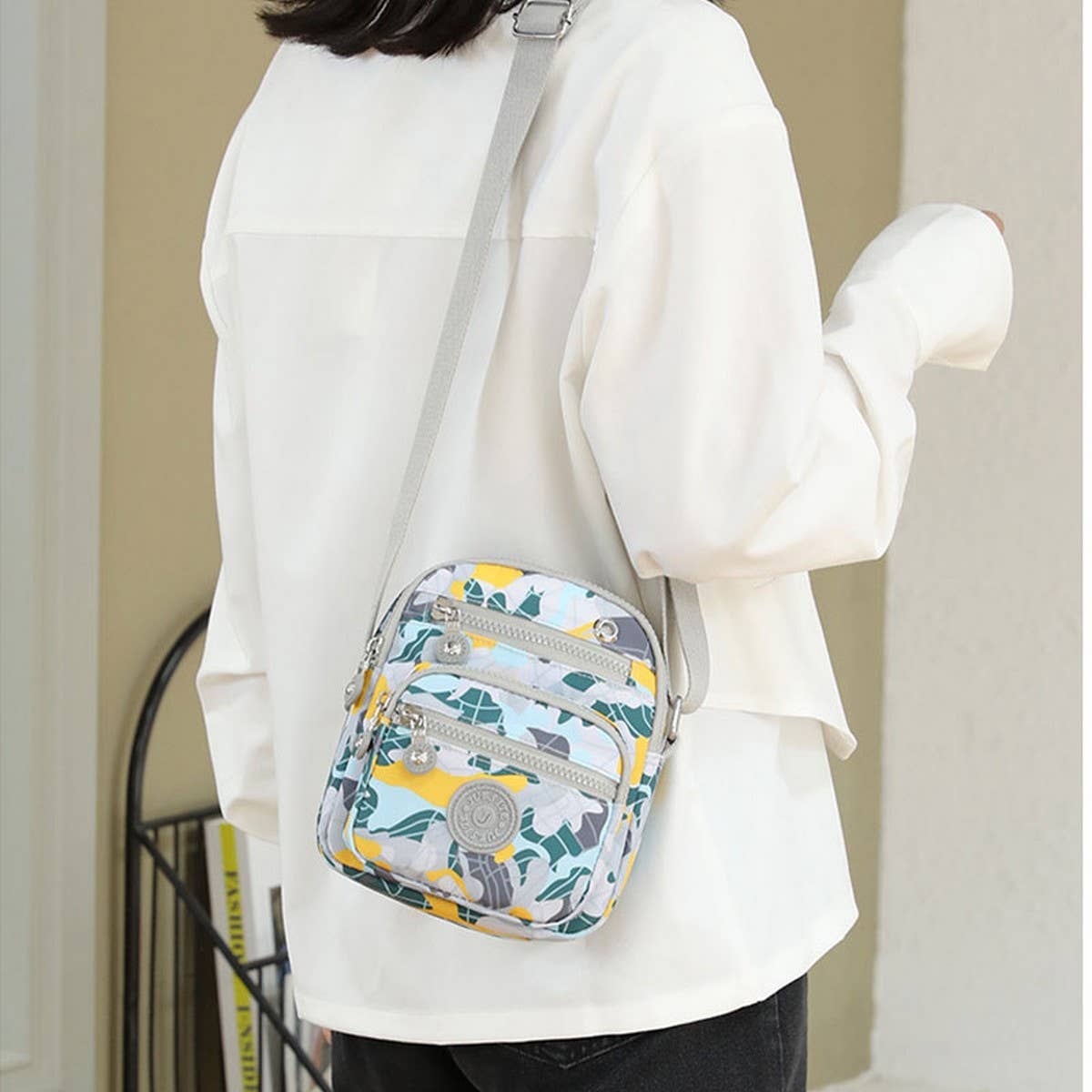 MINI CASUAL WATERPROOF SHOULDER CROSSBODY BAG_CWAB3527