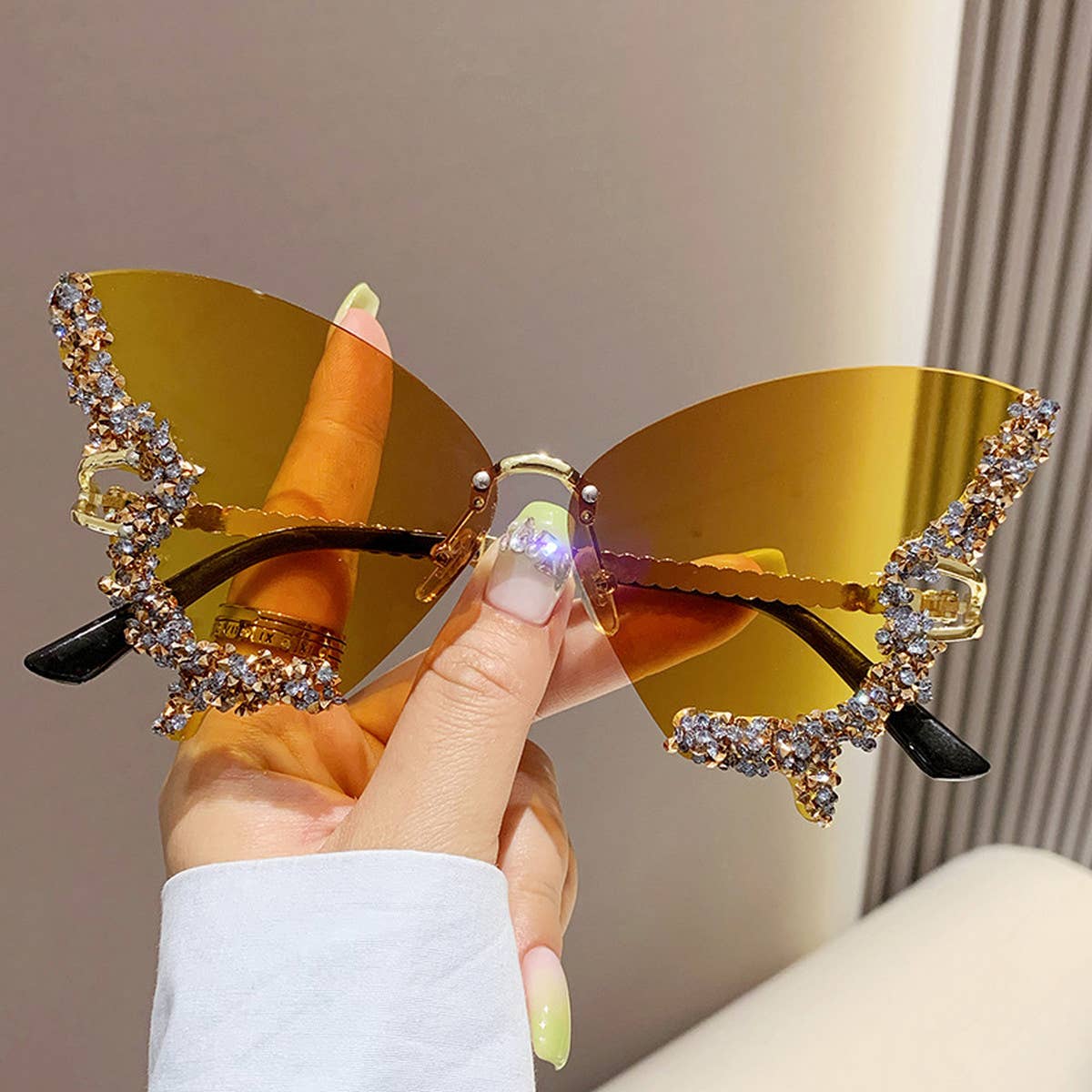 VINTAGE RHINESTONE BUTTERFLY SUNGLASSES
