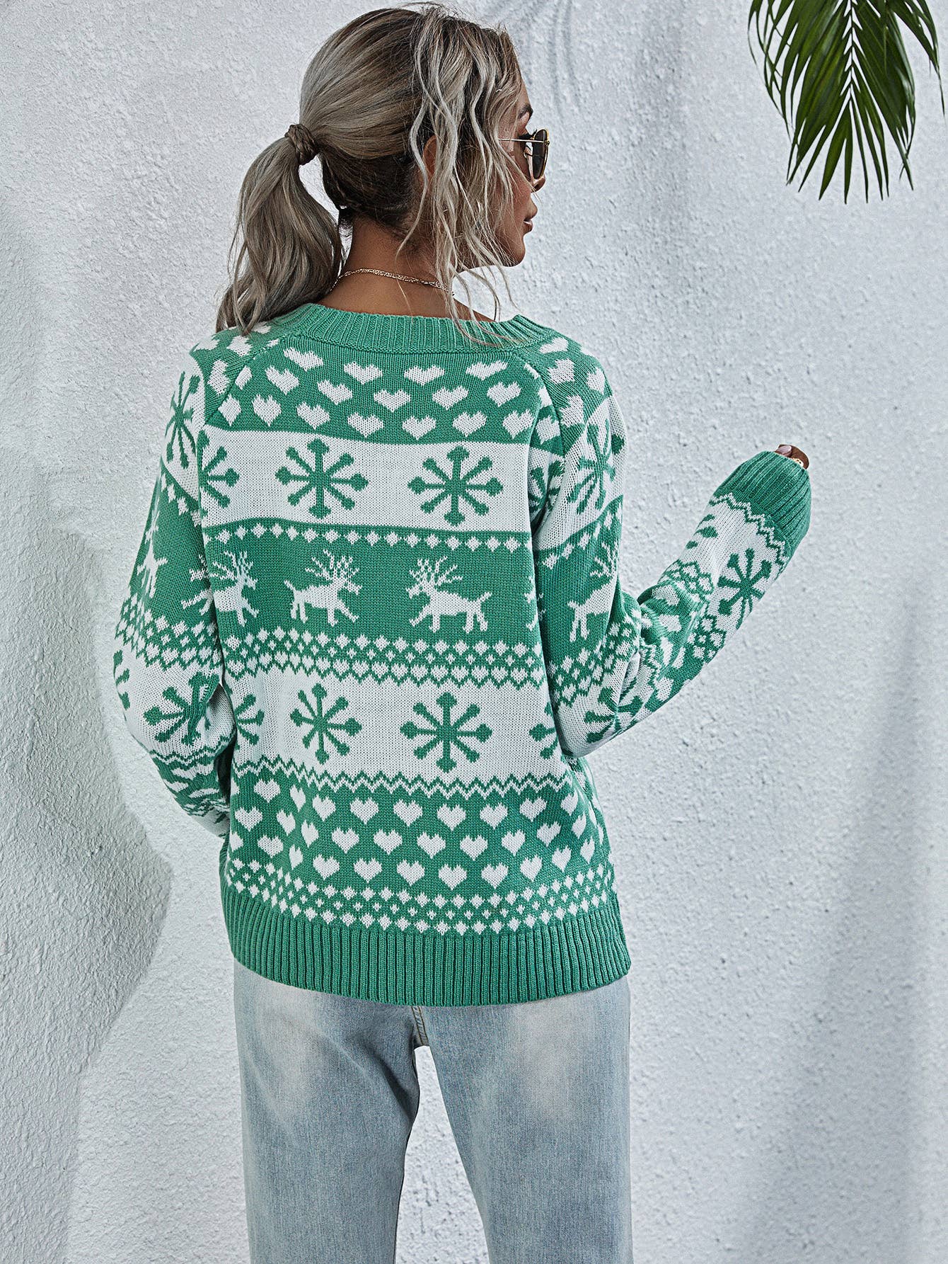 KNIT CREW NECK CHRISTMAS SNOWFLAKE PULLOVER