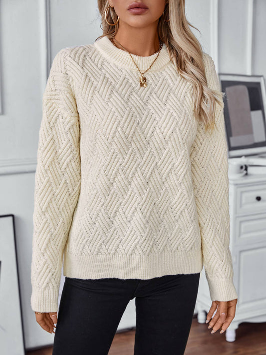 SOLID COLOR TWIST KNIT VINTAGE CREW-NECK SWEATER