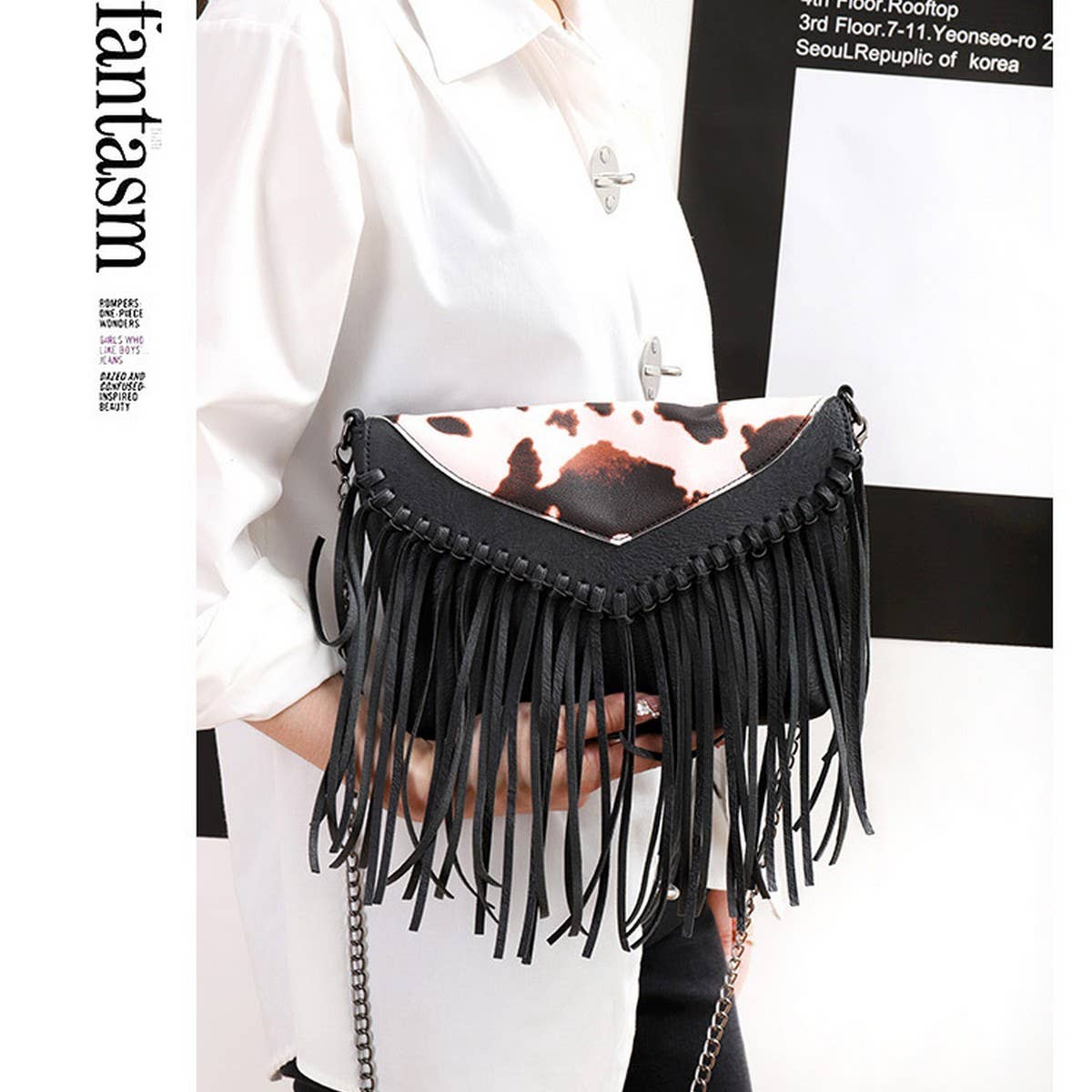 CWAB4565_LEOPARD PRINT TASSEL CHAIN SHOULDER BAG