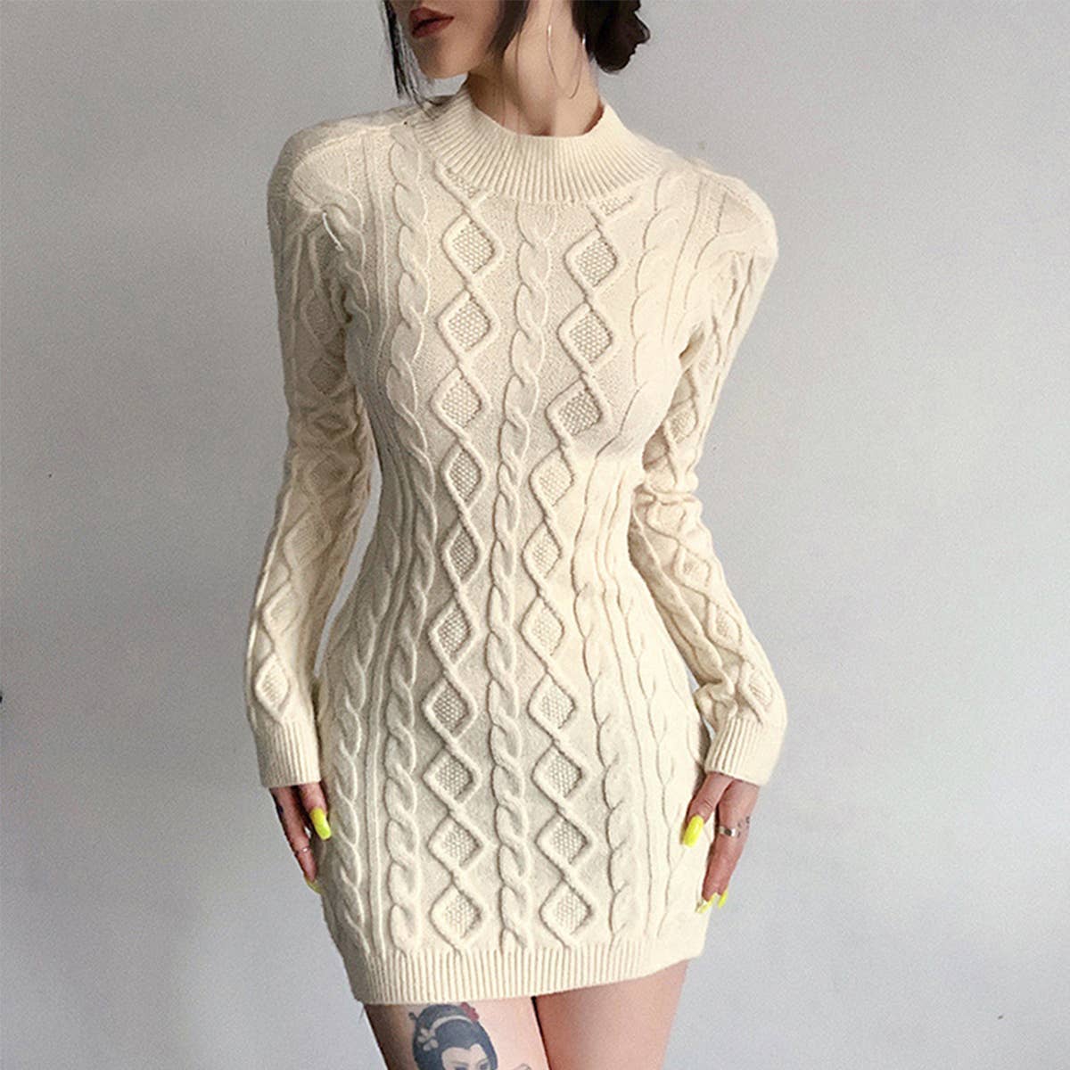 LONG-SLEEVED BACKPACK-BARE HIP KNIT DRESS