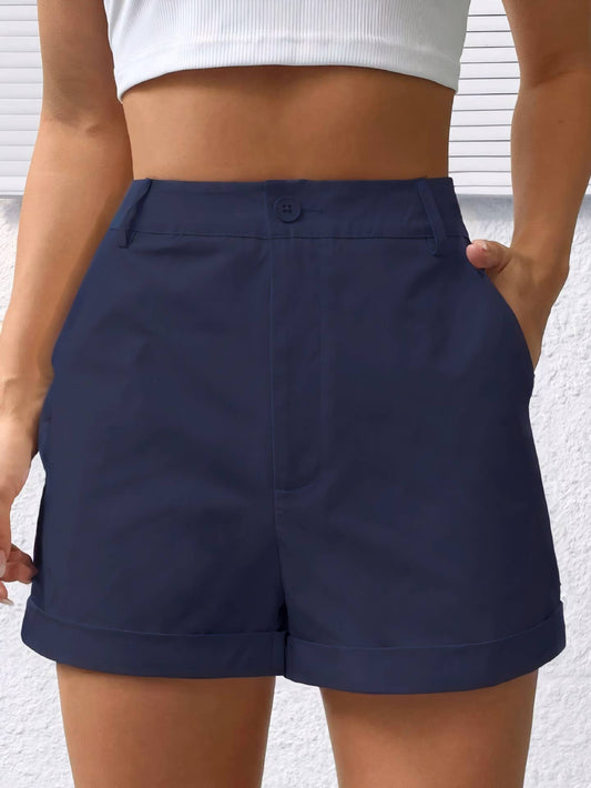 Casual, loose, simple and solid-colored shorts
