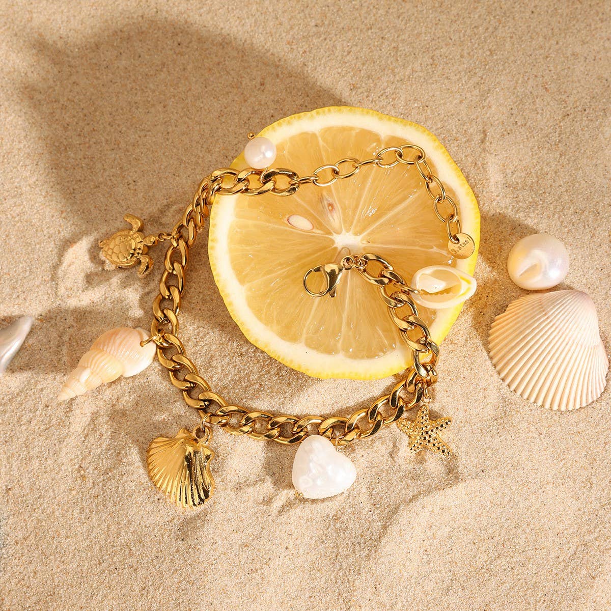 18K Gold Shell, Conch & Starfish Pendant Bracelet_CWAJE4850