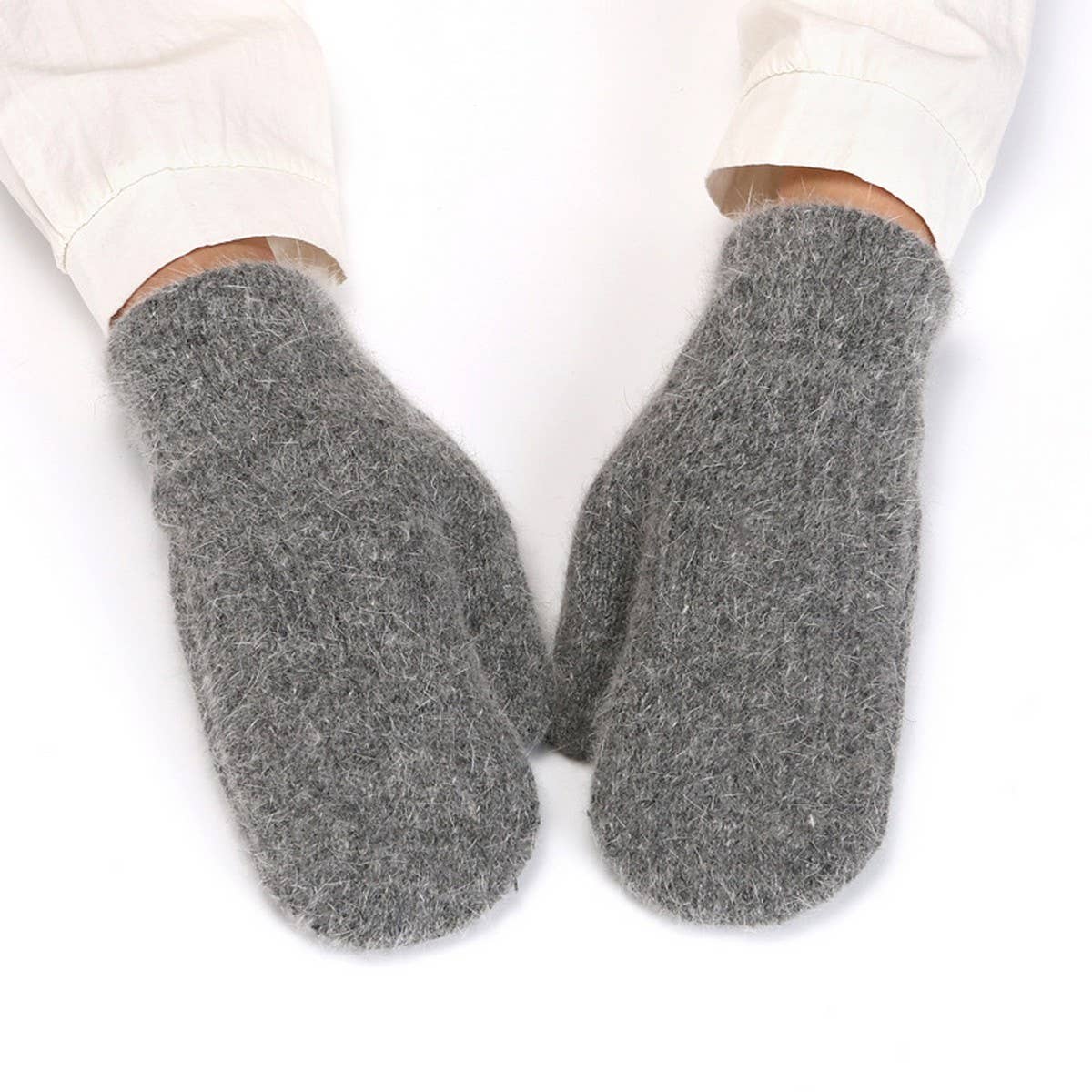 KNITTED WOOL COVERED WINDPROOF WARM GLOVES_CWAG0249