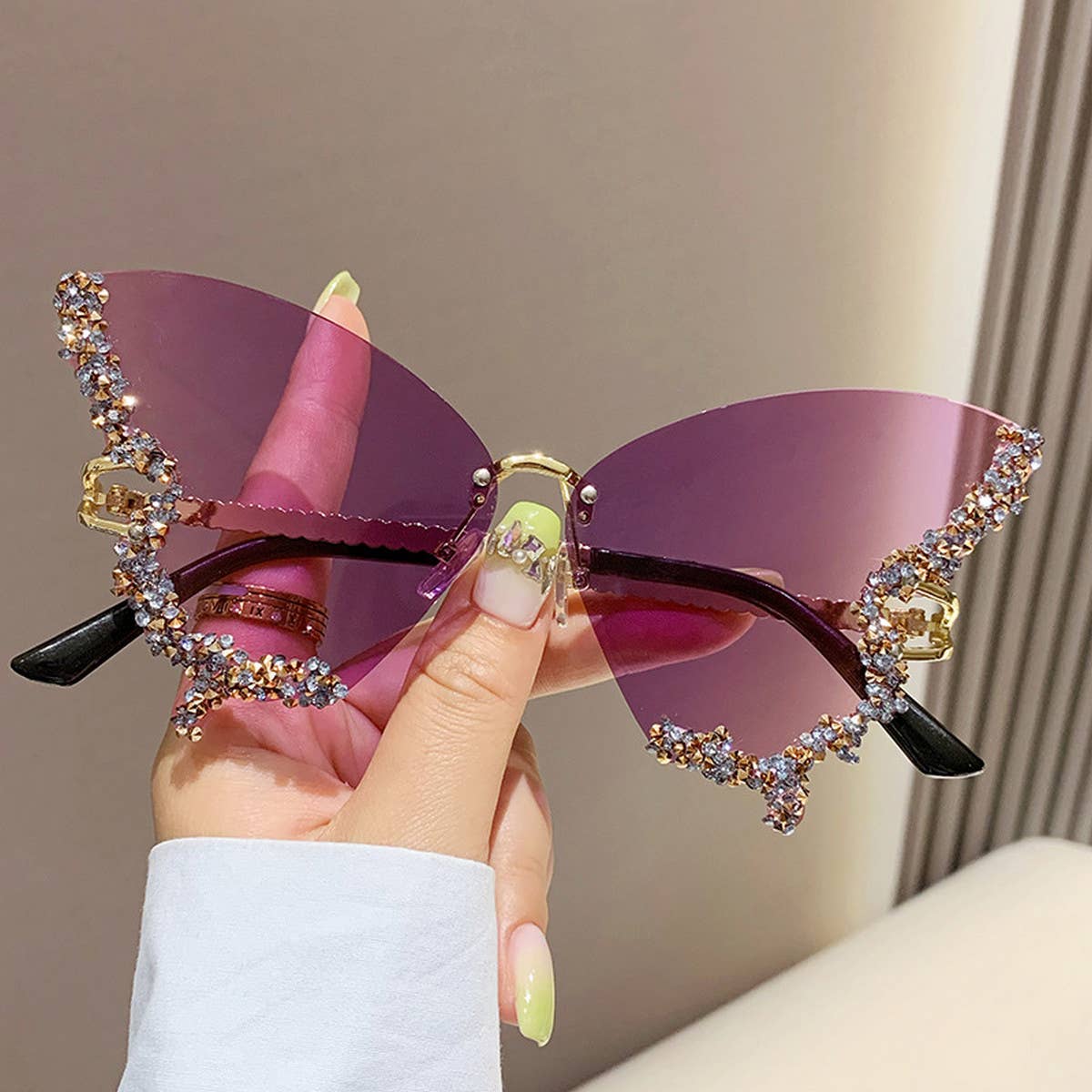 VINTAGE RHINESTONE BUTTERFLY SUNGLASSES