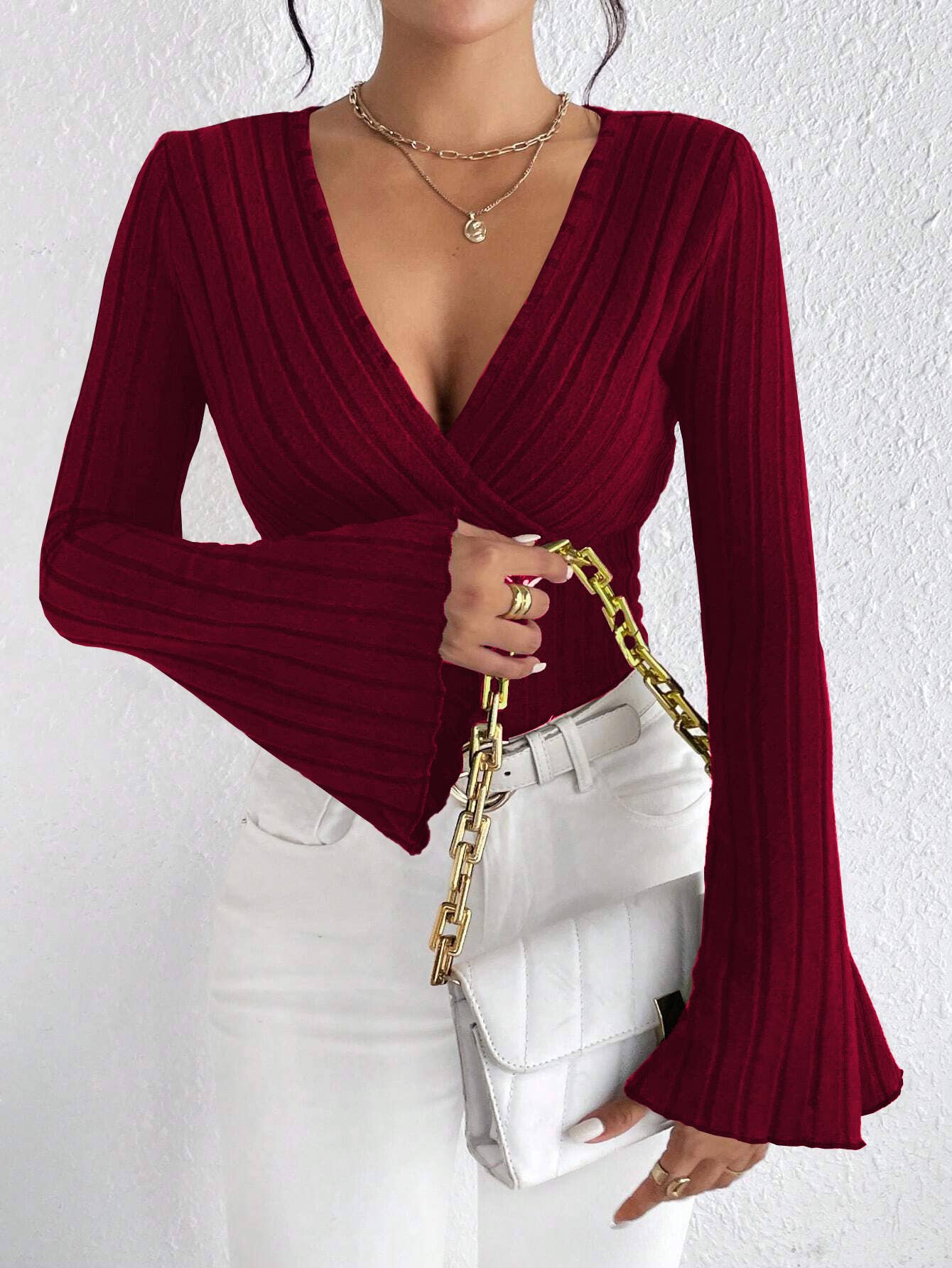 V-NECK TRUMPET SLEEVE SOLID COLOR PIT STRIPE BASE