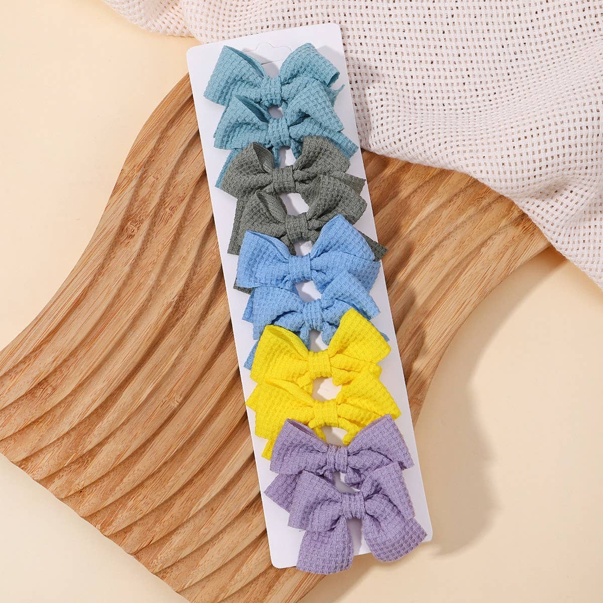 1.6" Handmade Fabric Bow Clips for Girls_CWAHA6756