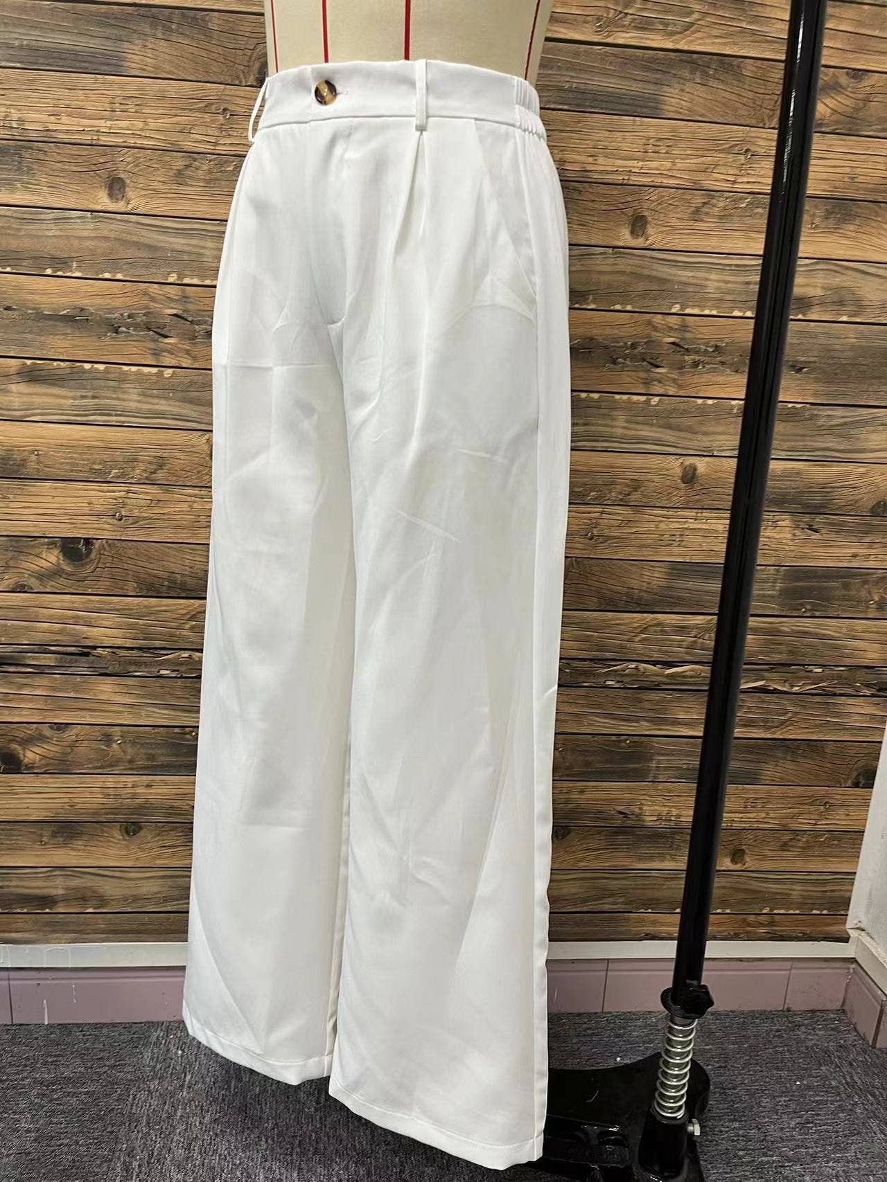 HIGH-WAISTED WIDE-LEG STRAIGHT LEG SLACKS
