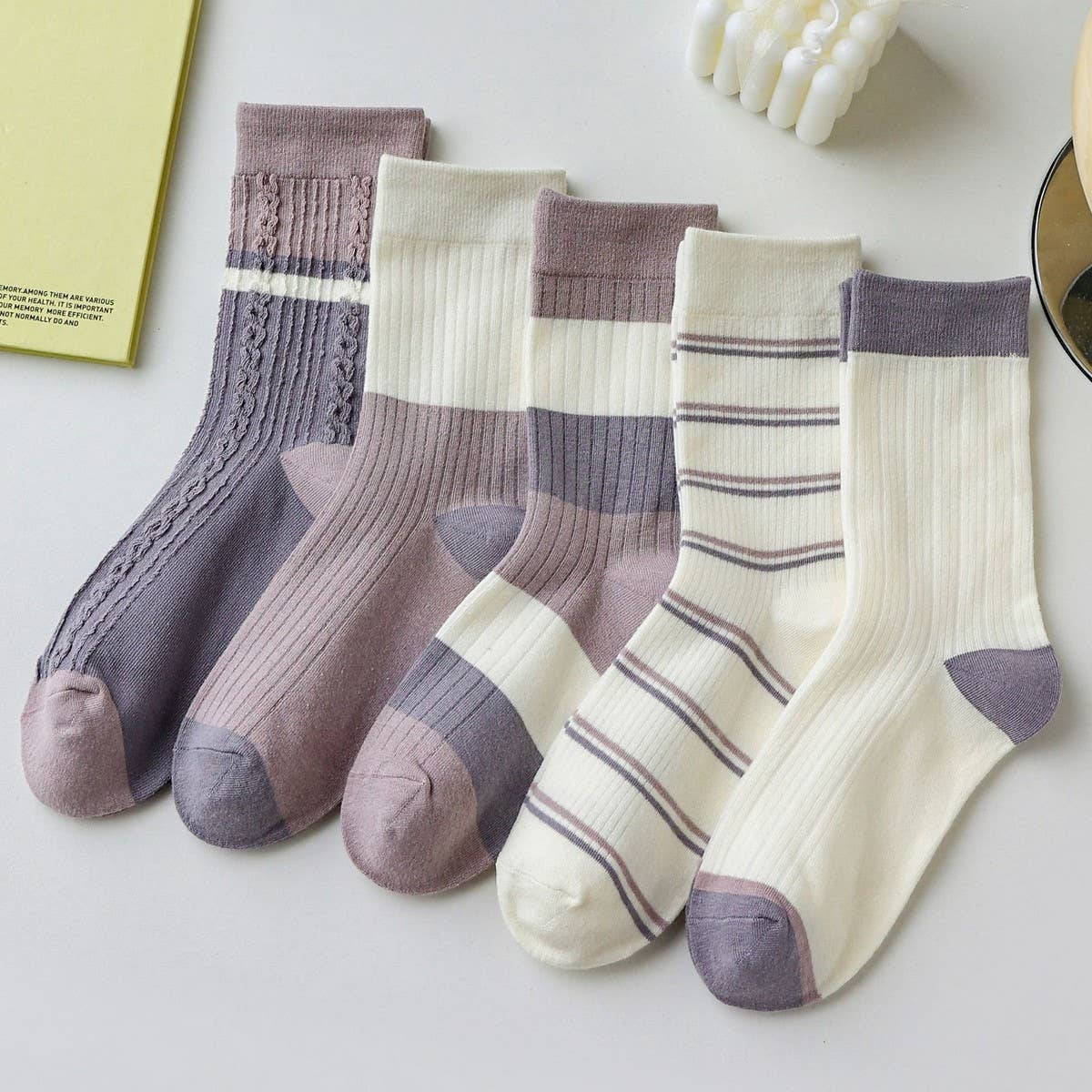 VERSATILE COLOR-BLOCK STRIPED WOMEN'S SOCKS