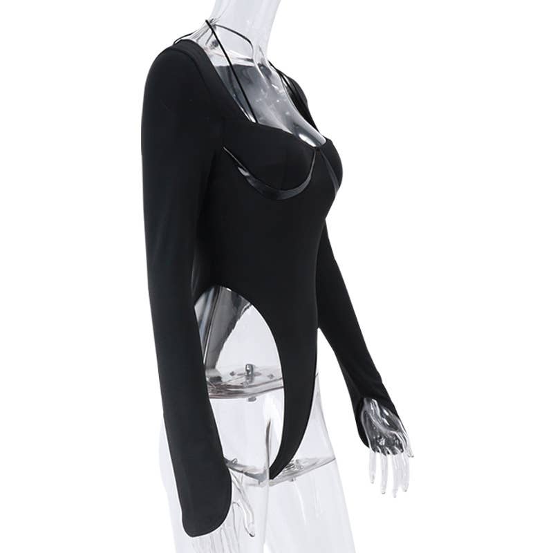 Long-sleeved solid-color jumpsuit with a neckline