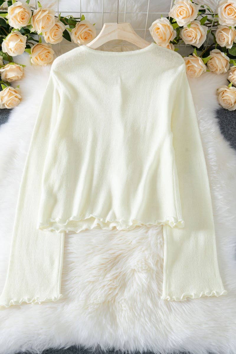 CWOSWL07424_FLORAL APPLIQUE RUFFLE TRIM FITTED KNIT TOP