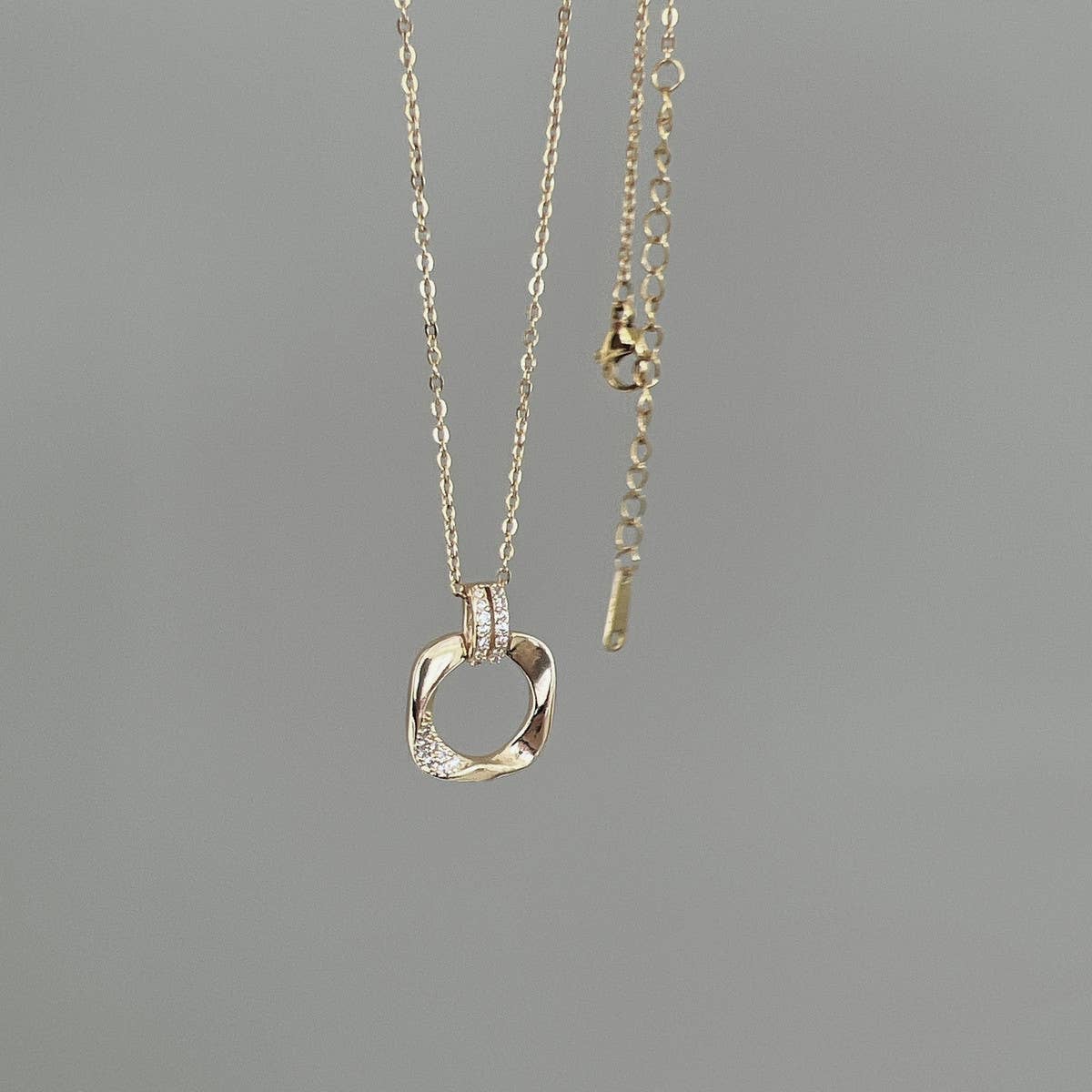 NEW HIGH-END RING NECKLACE