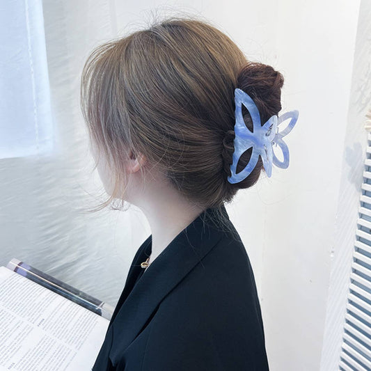 TEMPERAMENT BUTTERFLY SWEET HOLLOW HAIRPIN