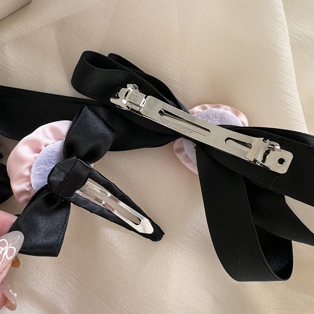 HIGH-END AND ELEGANT ROSE HAIR ACCESSORIES