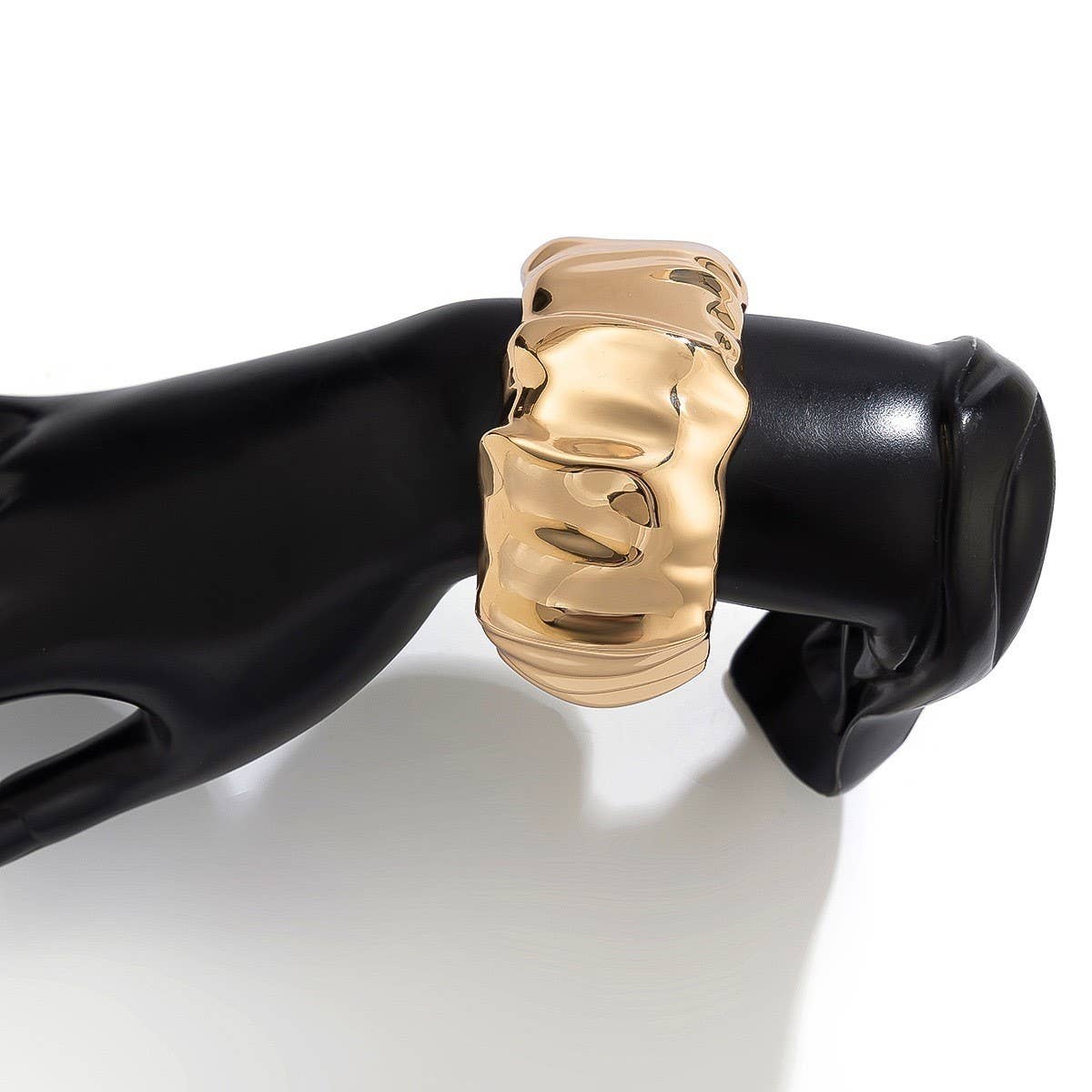 FASHIONABLE SPRING OPEN METAL SMOOTH BRACELET