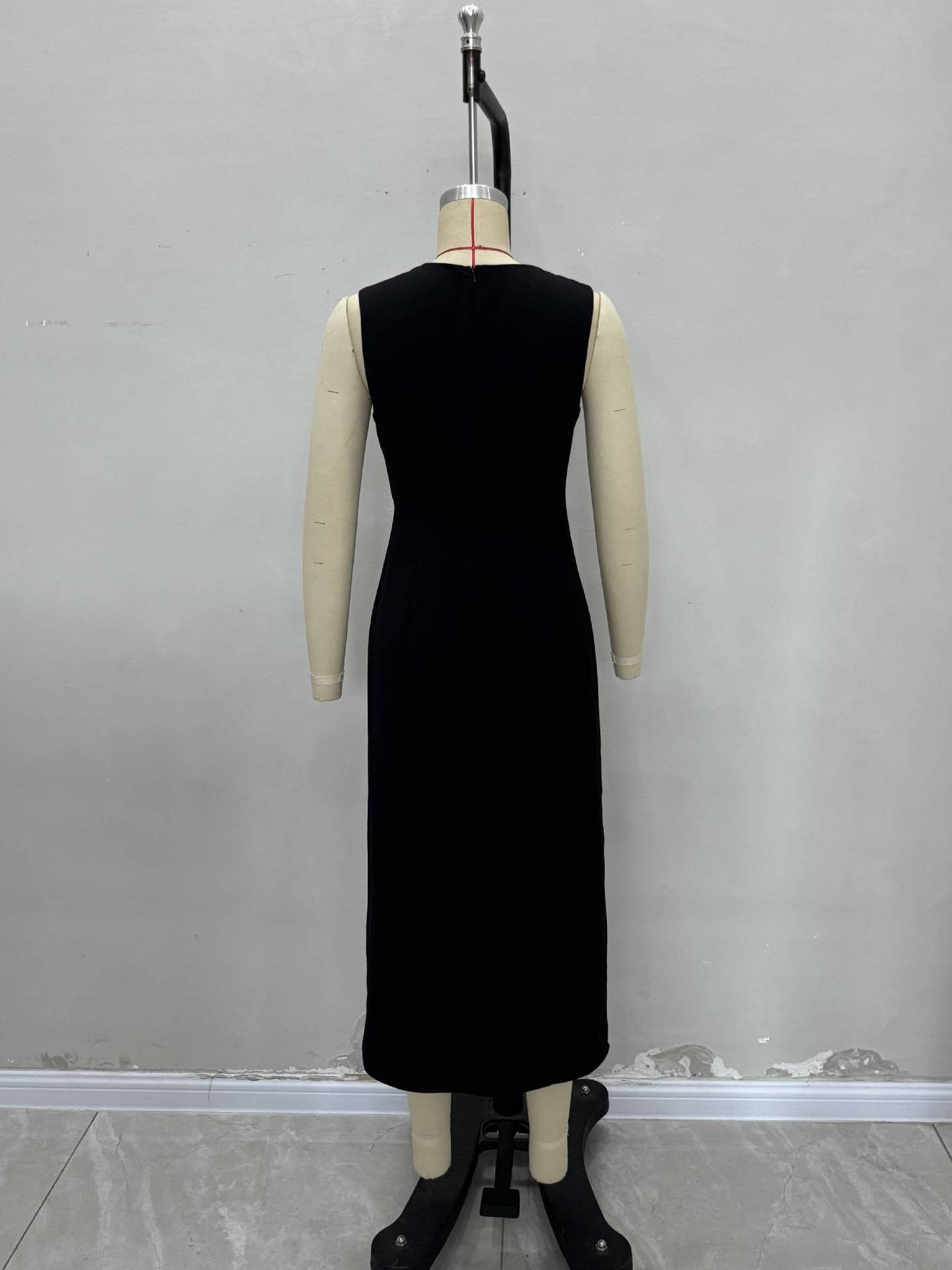 Split sleeveless casual solid-color long dress