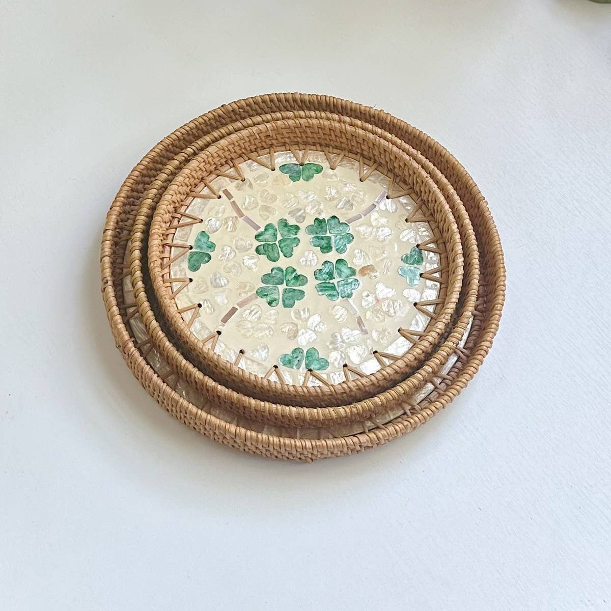 RATTAN COLORFUL SHELL FRUIT TRAY THREE-PIECE SET_CWMM4428