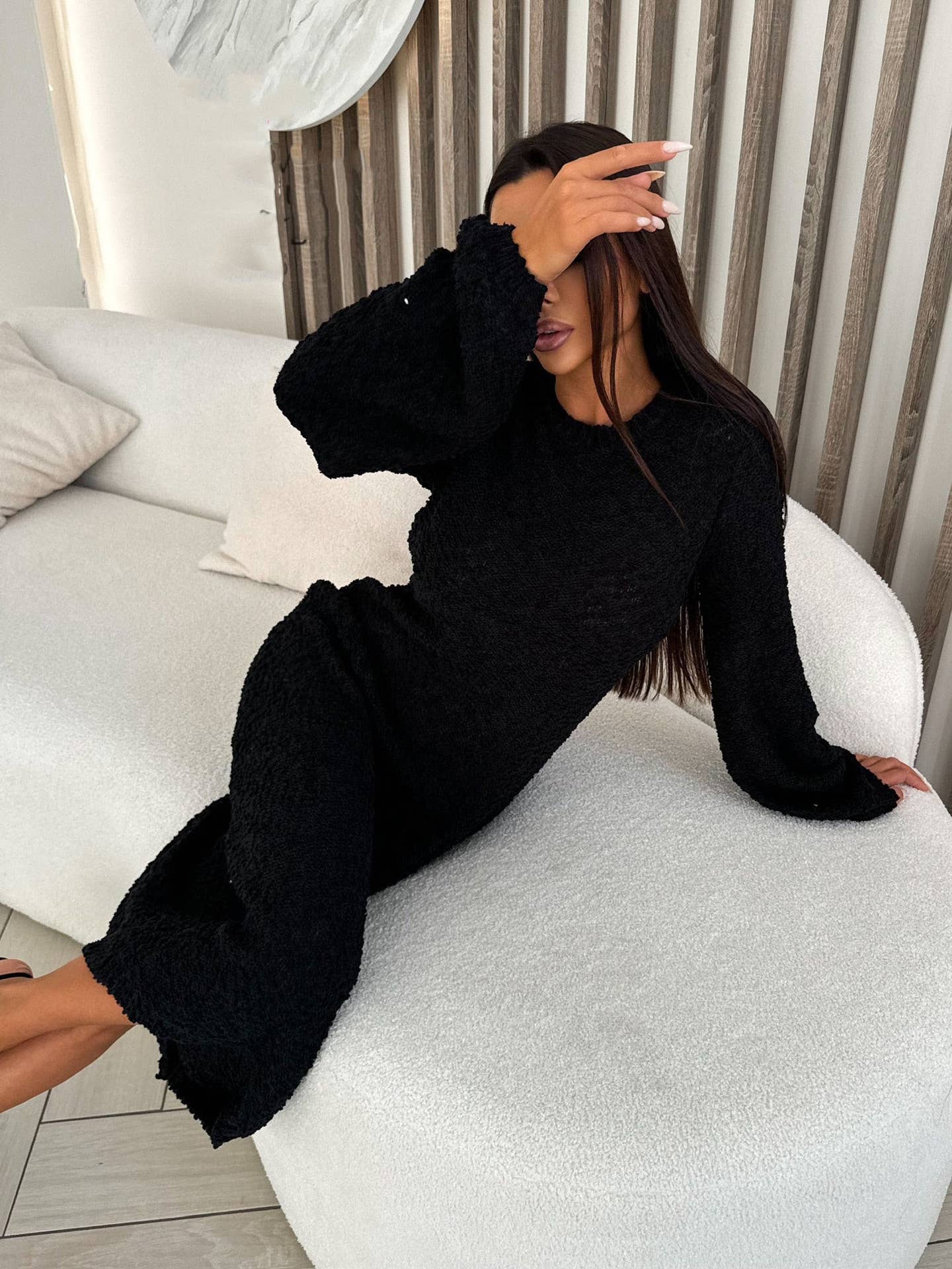 ROUND NECK LONG SLEEVE SOLID COLOR DRESS