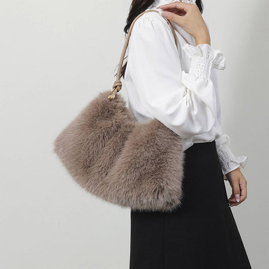 WINTER FASHIONABLE ALL-MATCH FUR PLUSH BAG_CWAB3918