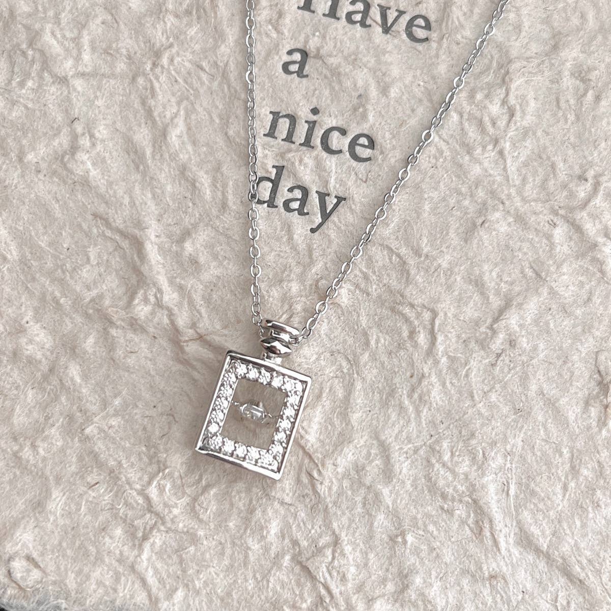 NEW SMALL BOTTLE ACCESSORIES NECKLACE