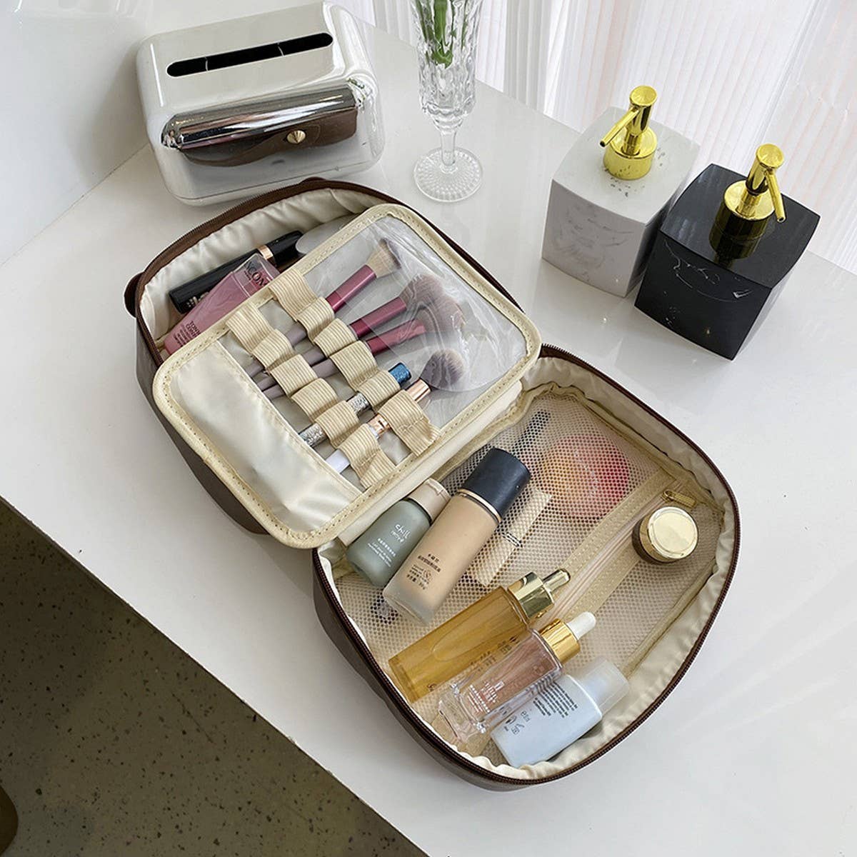 NEW PU LARGE CAPACITY PORTABLE COSMETIC BAG_CWAB4442