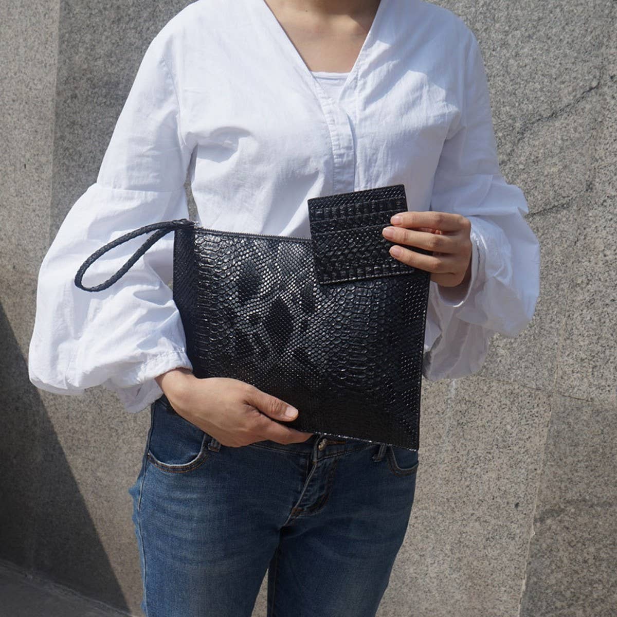 3D PYTHON PATTERNED LARGE CAPACITY HANDBAG_CWAB1374
