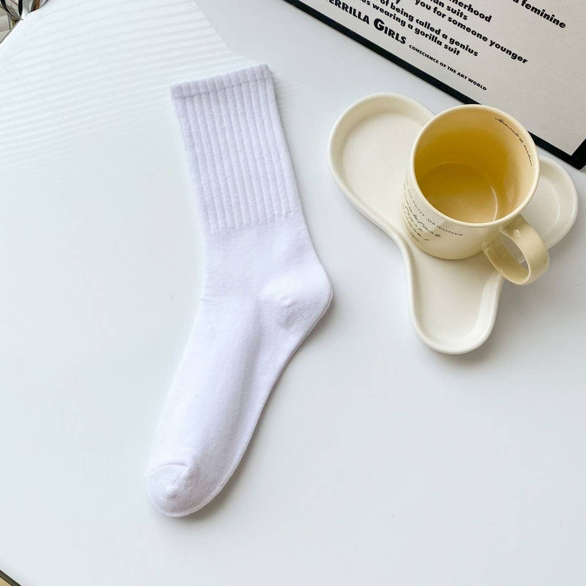 NEW SOLID COLOR CASUAL WOMEN'S MID-CALF SOCKS_CWMS1402