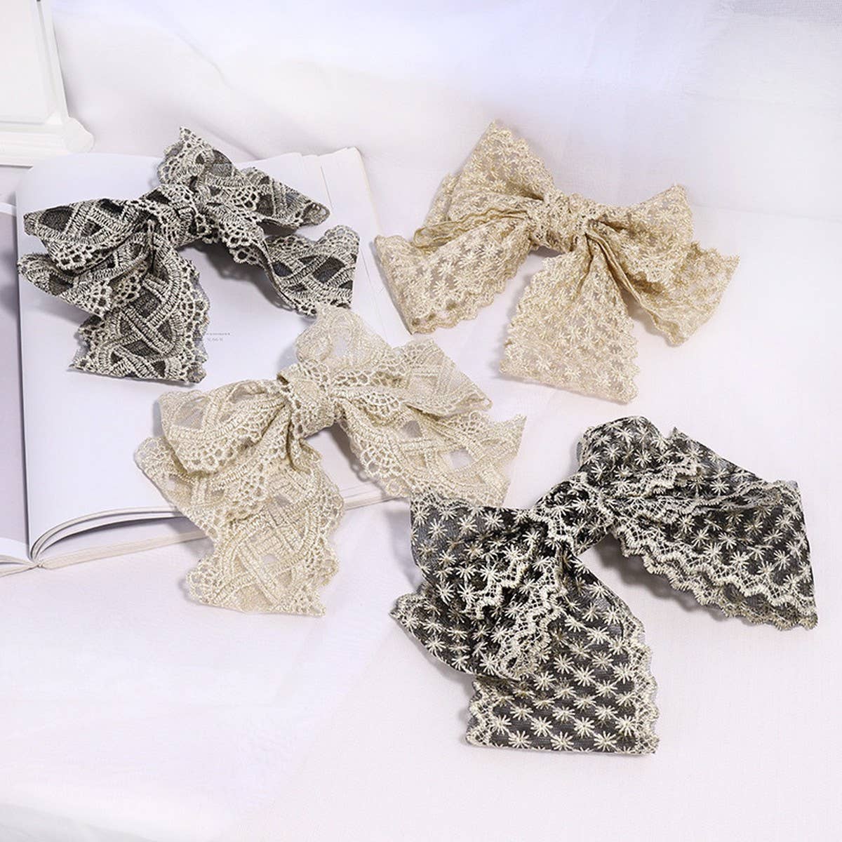 PALACE STYLE HAIR BOW EMBROIDERY HAIRPINS_CWAHA1186