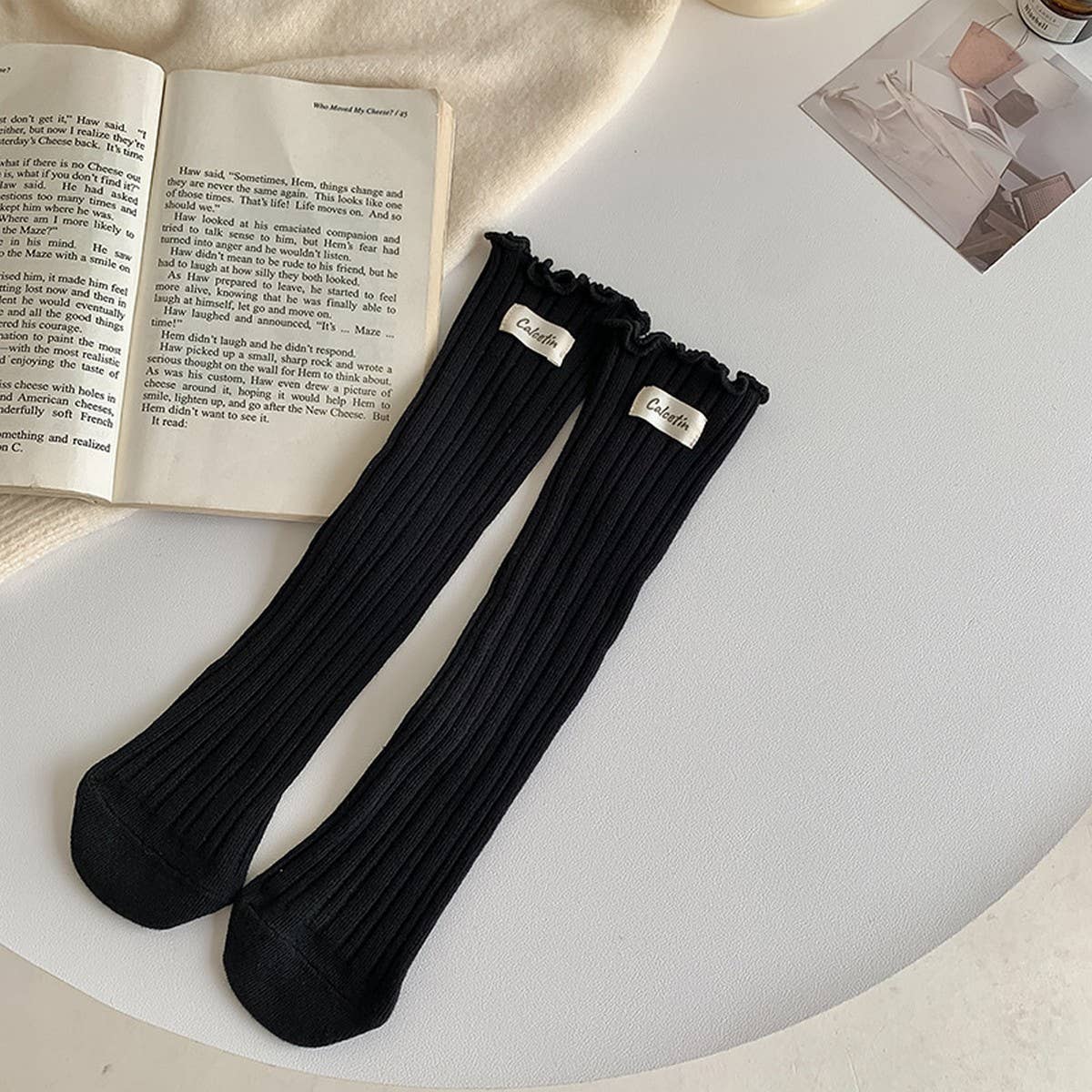 WOMEN  FLOWER  EAR EDGE LONG CREW SOCKS
