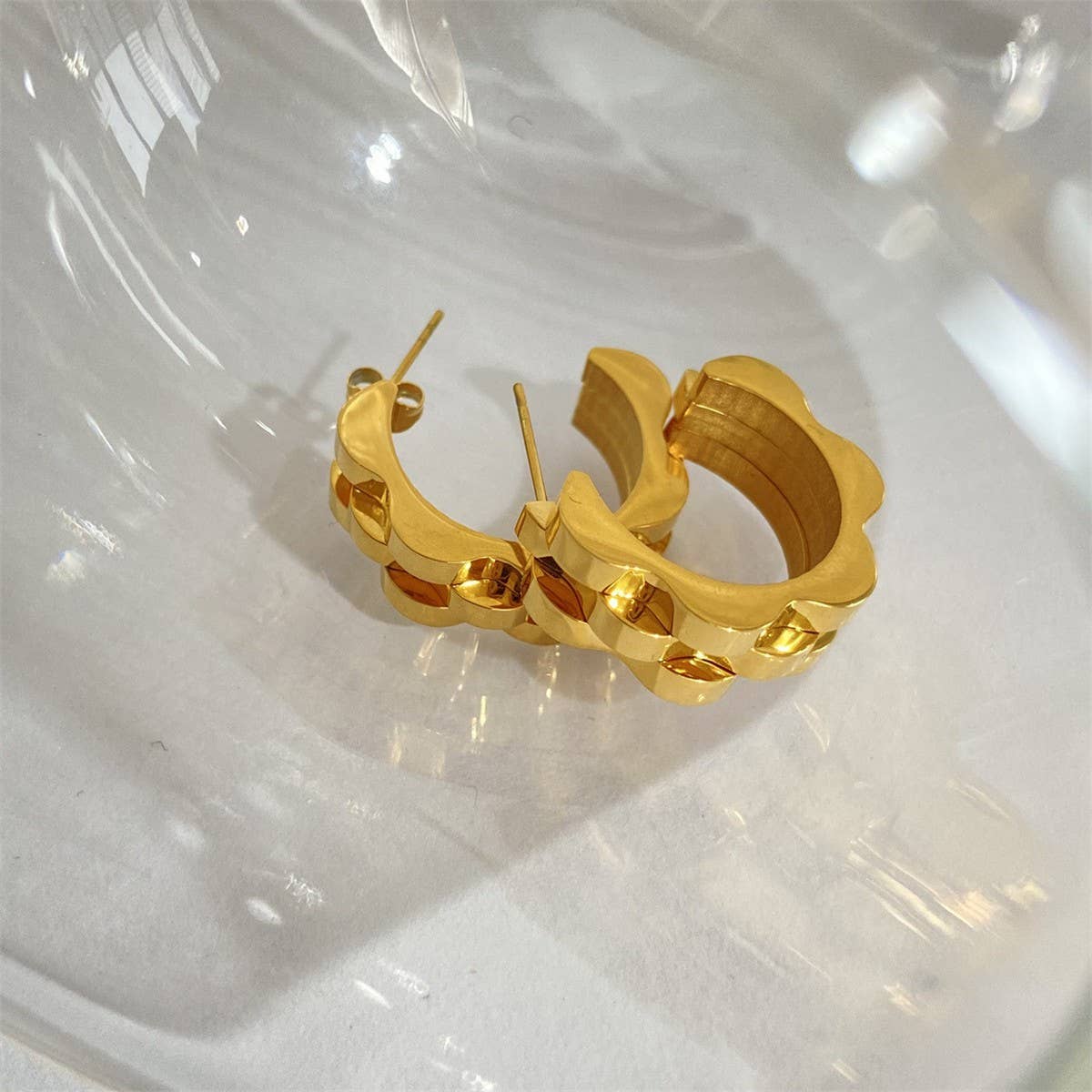 Simple hip-hop track stitching earrings_CWMM5720