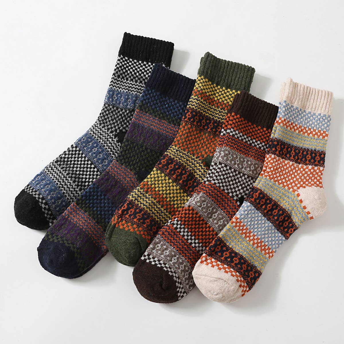 5 PAIRS OF MEN WINTER THICK WARM MID-TUBE SOCKS_CWMS0685