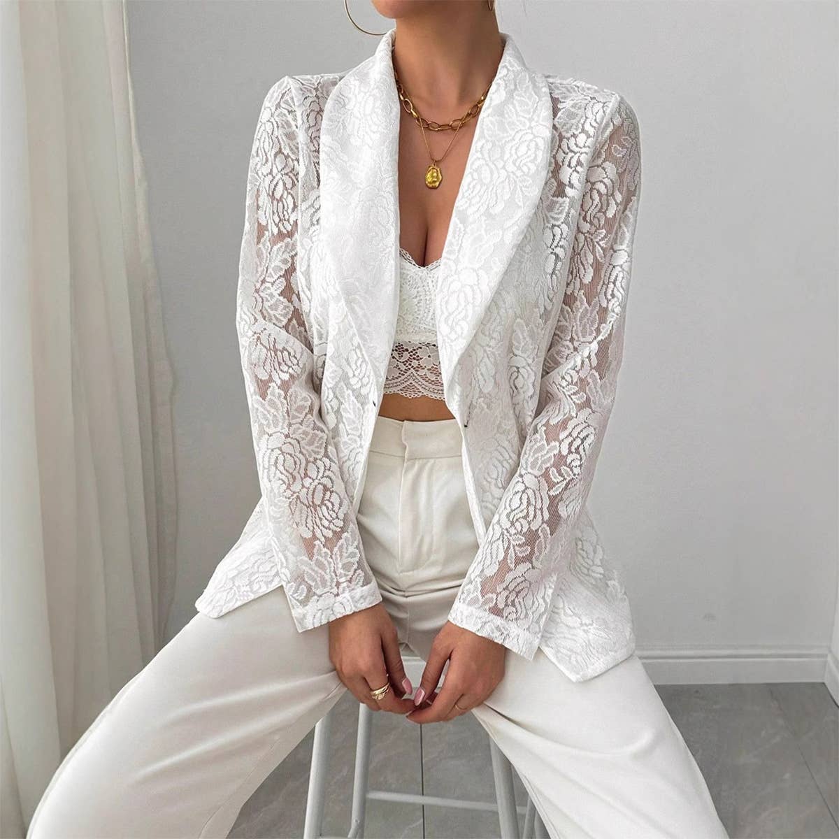 Fashionable lace embroidered casual suit jacket