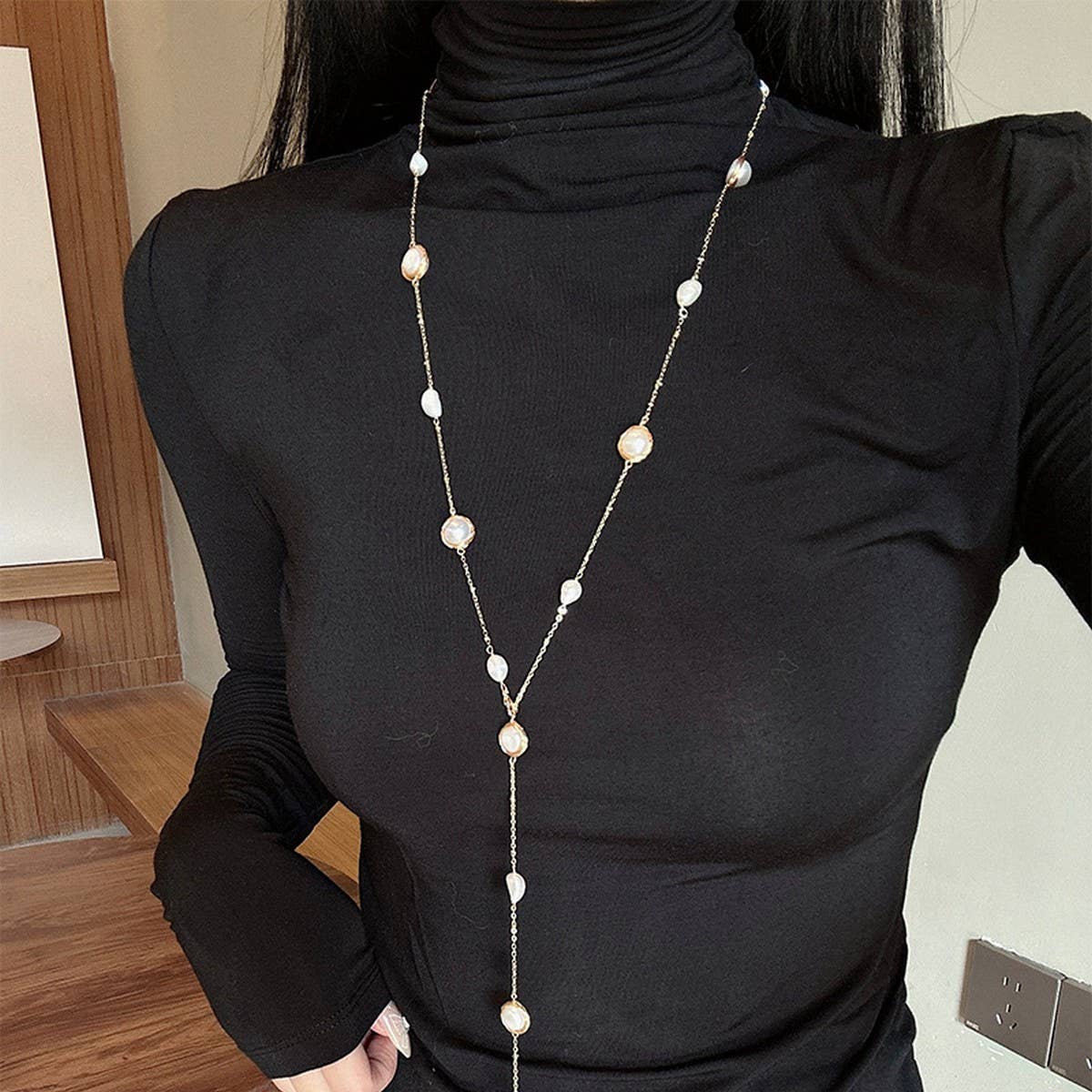 ELEGANT NATURAL PEARL LONG SWEATER NECKLACE