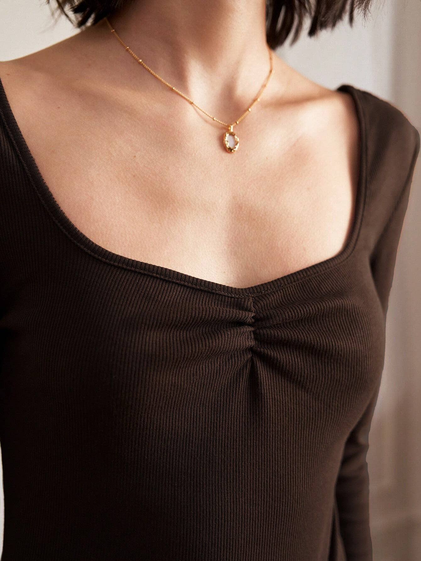 SIMPLE SEXY STYLE LONG SLEEVED BACKLESS T-SHIRT