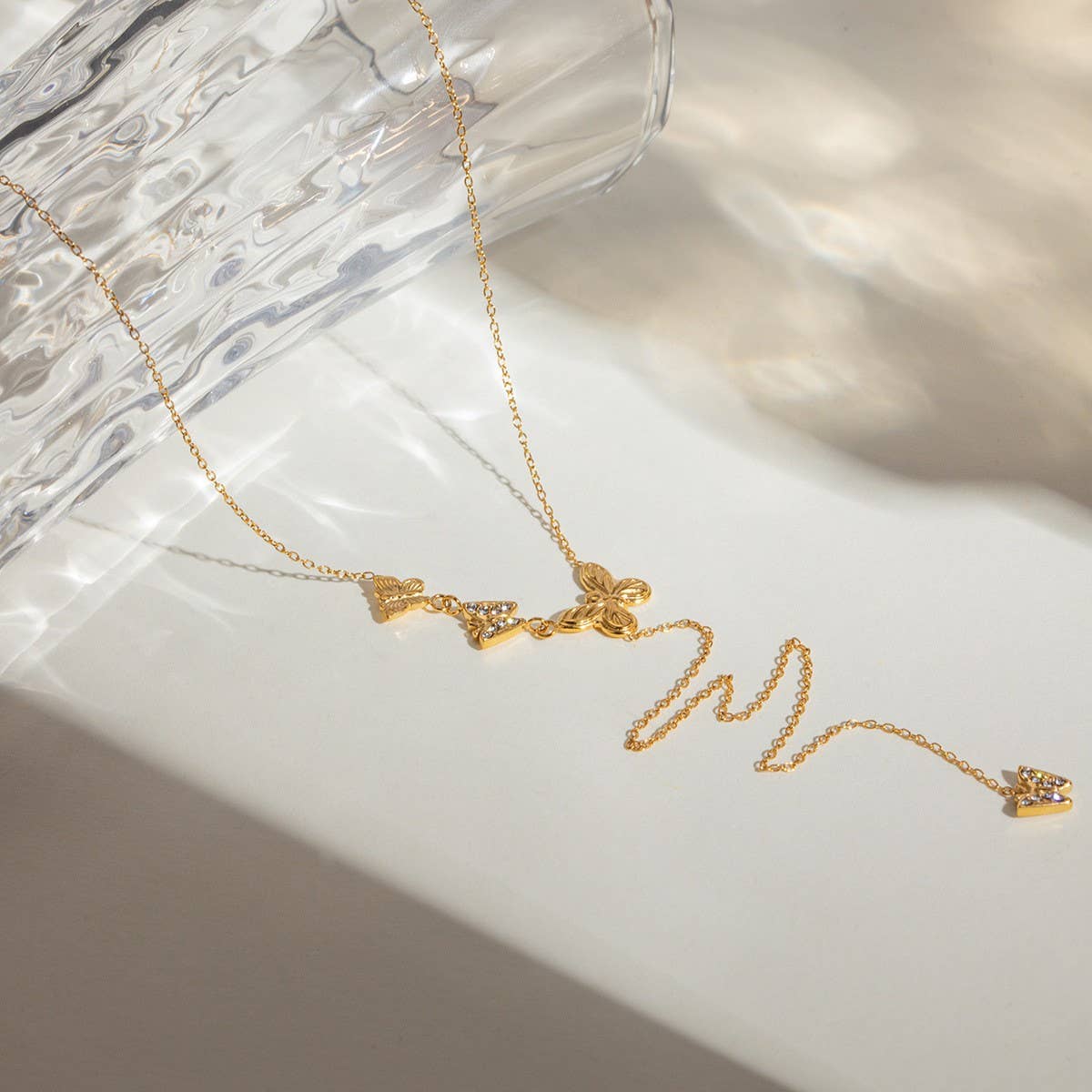 LIGHT LUXURY HORIZONTAL STRIPED ROUND EARRINGS