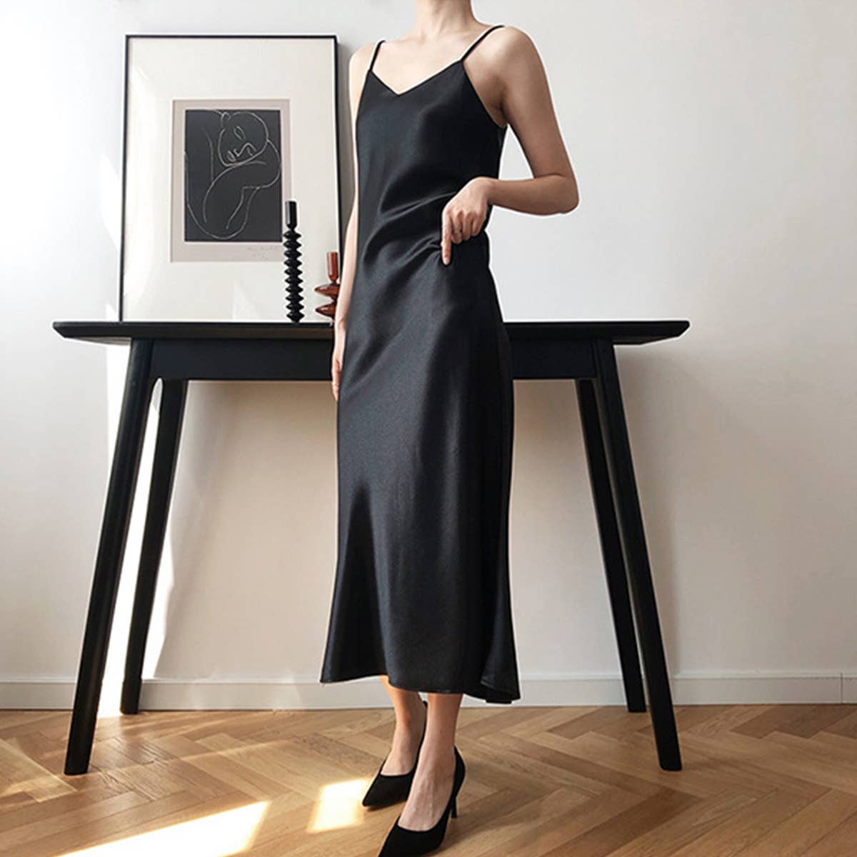 SATIN DROP HAUTE COUTURE HALTER DRESS