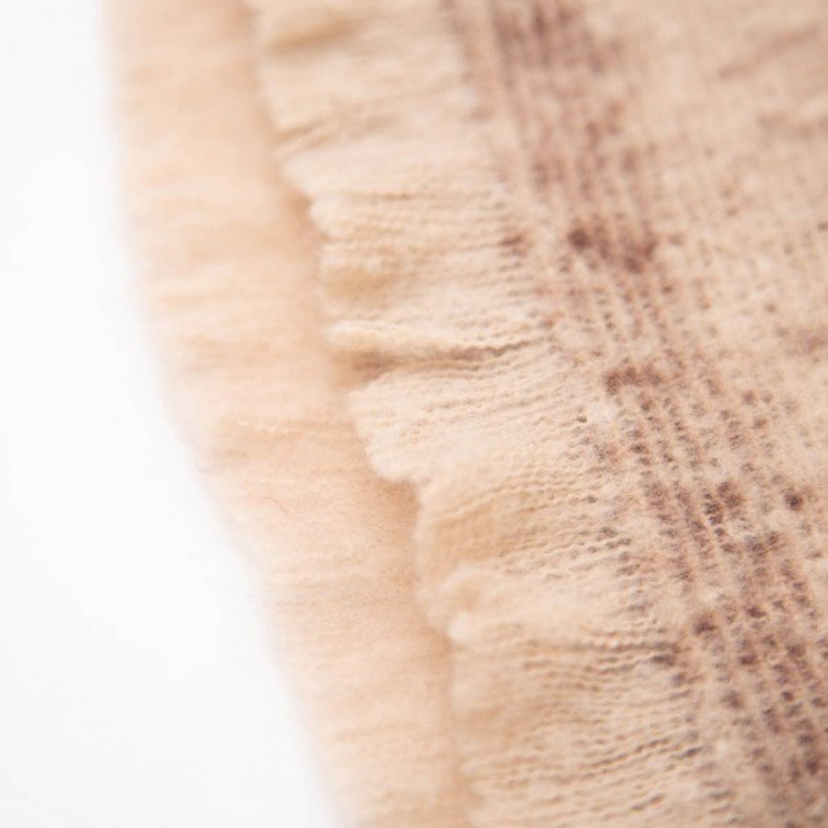 Heart Pattern Circle Yarn Scarf - Women's Wrap