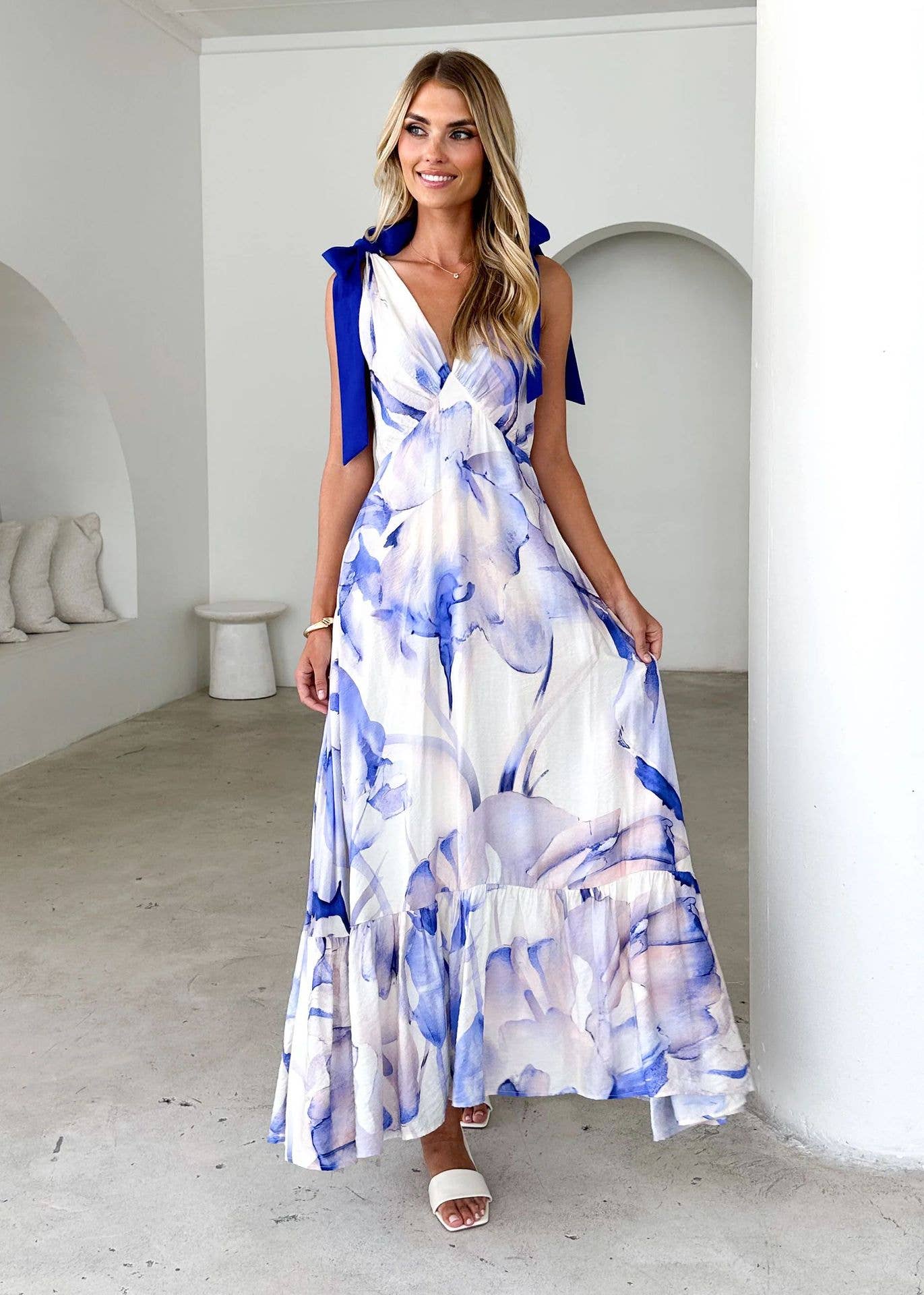 Lace-up V-neck print fashion loose long dress