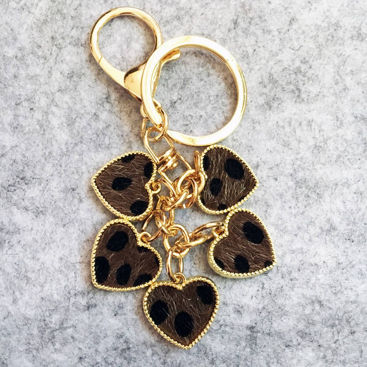 NEW LEOPARD HEART PENDANT KEYCHAIN