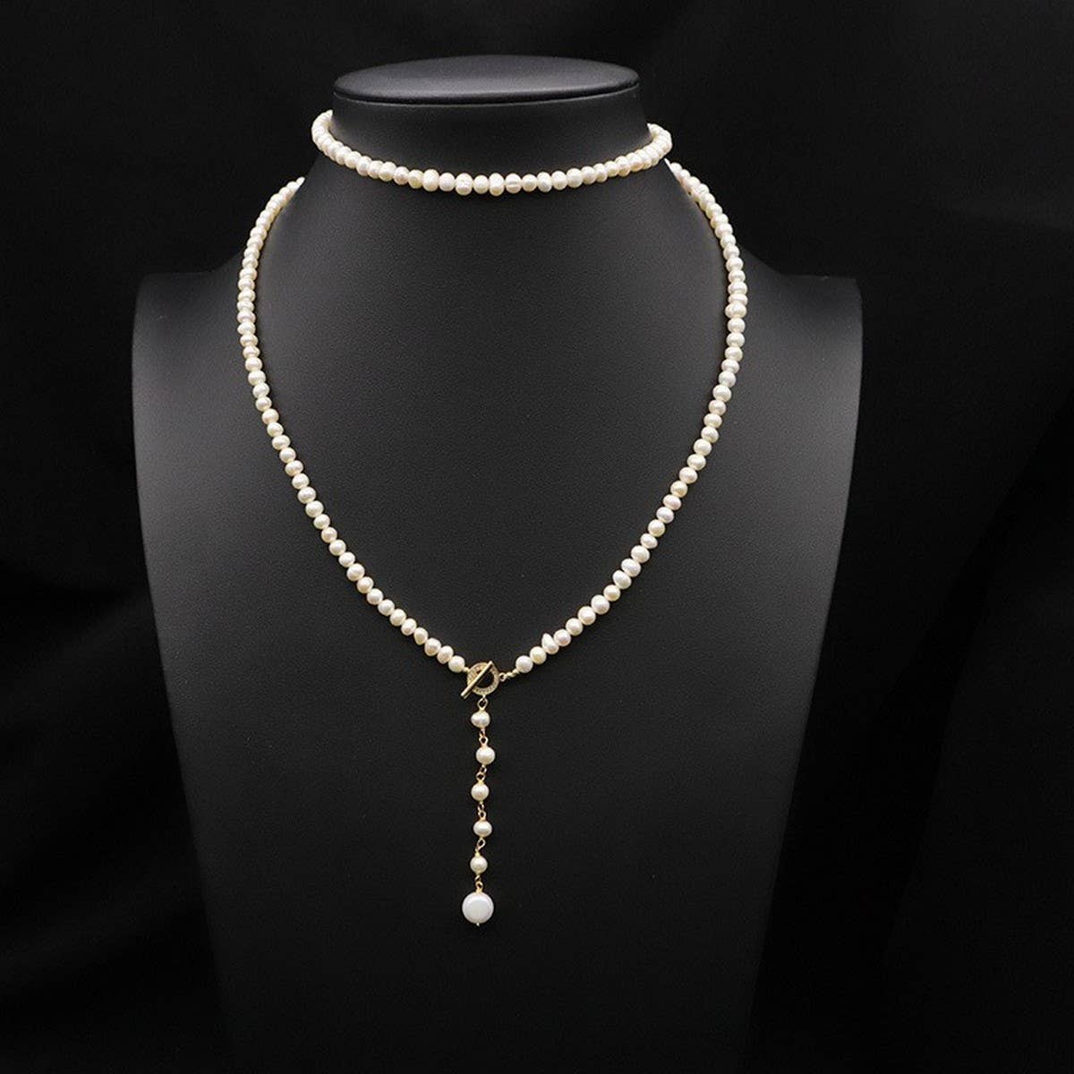 HIGH-GRADE FRESHWATER PEARL SWEATER NECKLACE