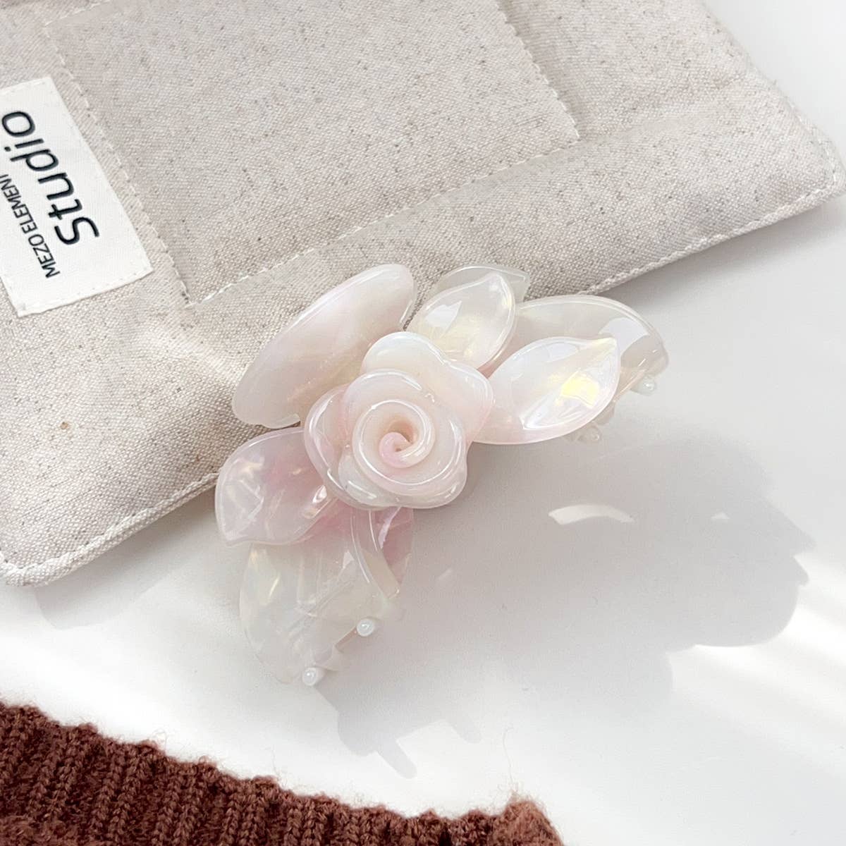 Acetic acid board flower hairpin tray hairpin