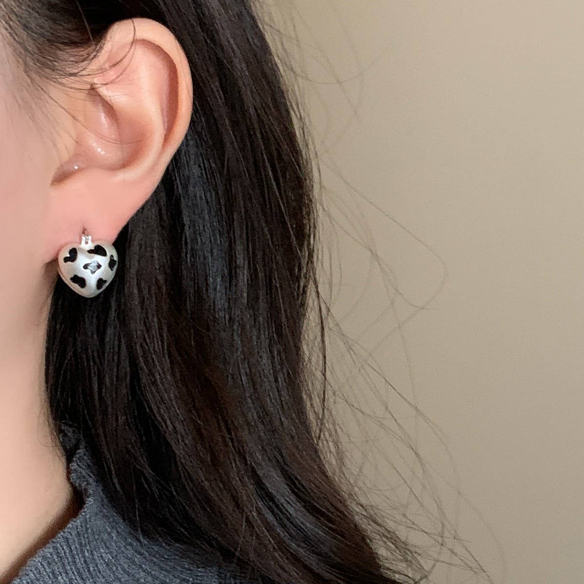 VALENTINE'S DAY LEOPARD PRINT GOLD HEART EARRINGS