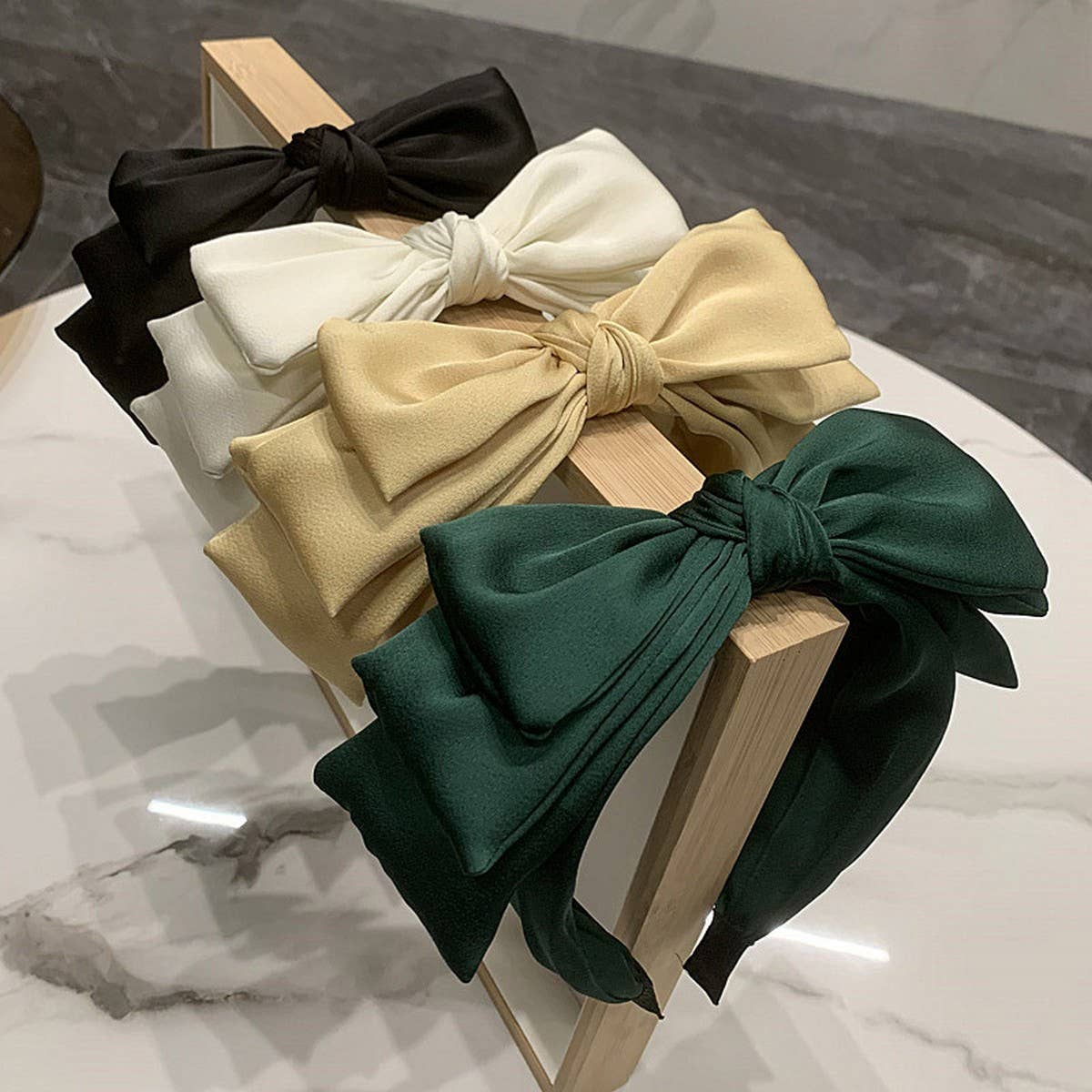 FRENCH RETRO THREE-LAYER BOW HEADBAND