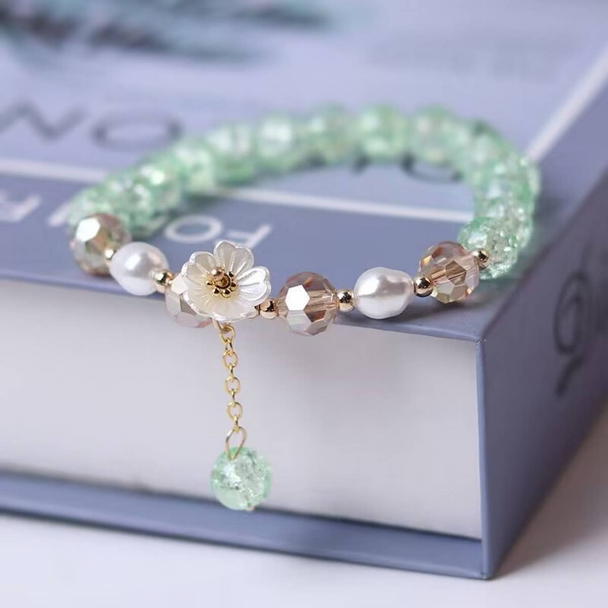 SIMPLE AND EXQUISITE IMITATION CRYSTAL BRACELET