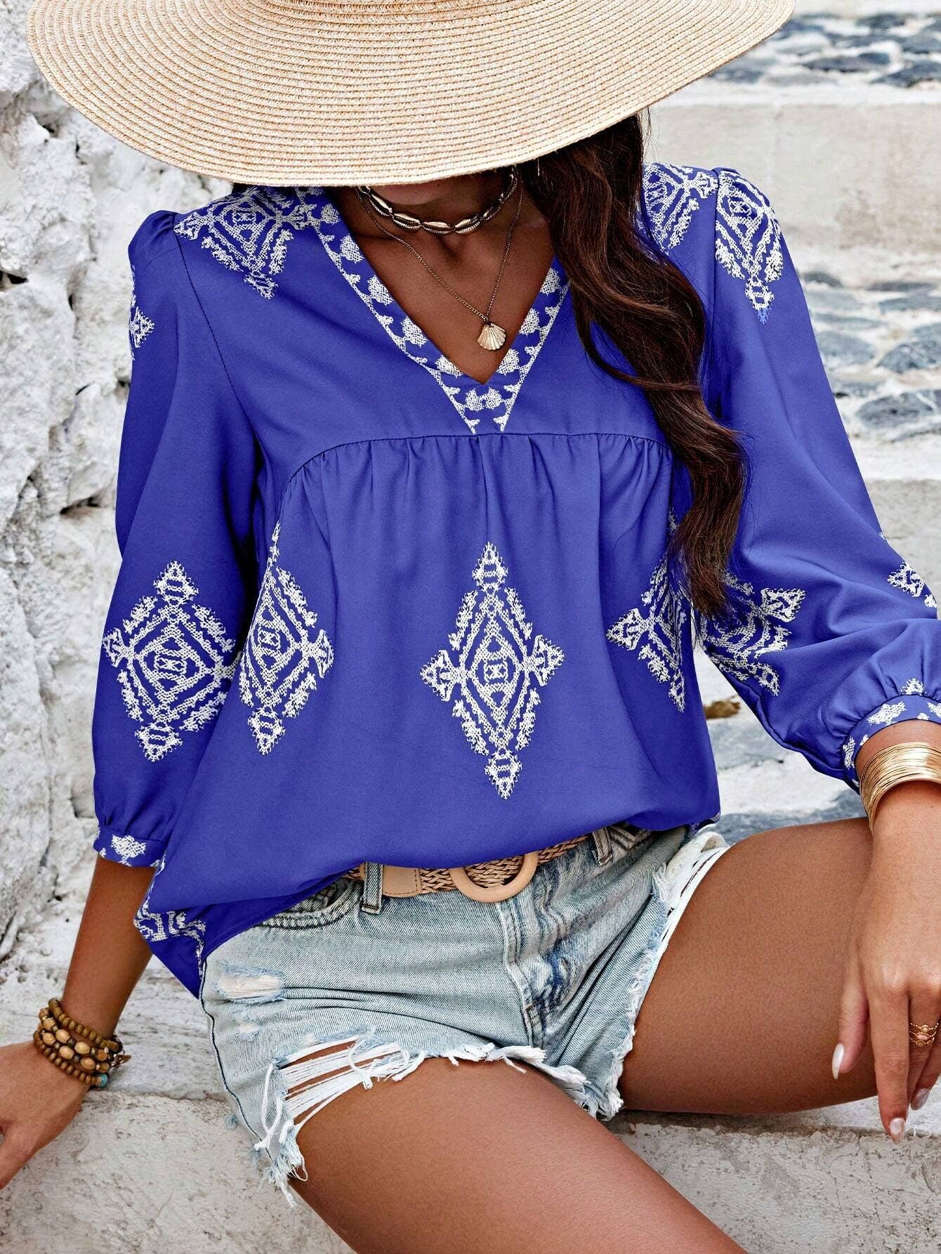 Stylish printed seven-quarter sleeve V-neck top